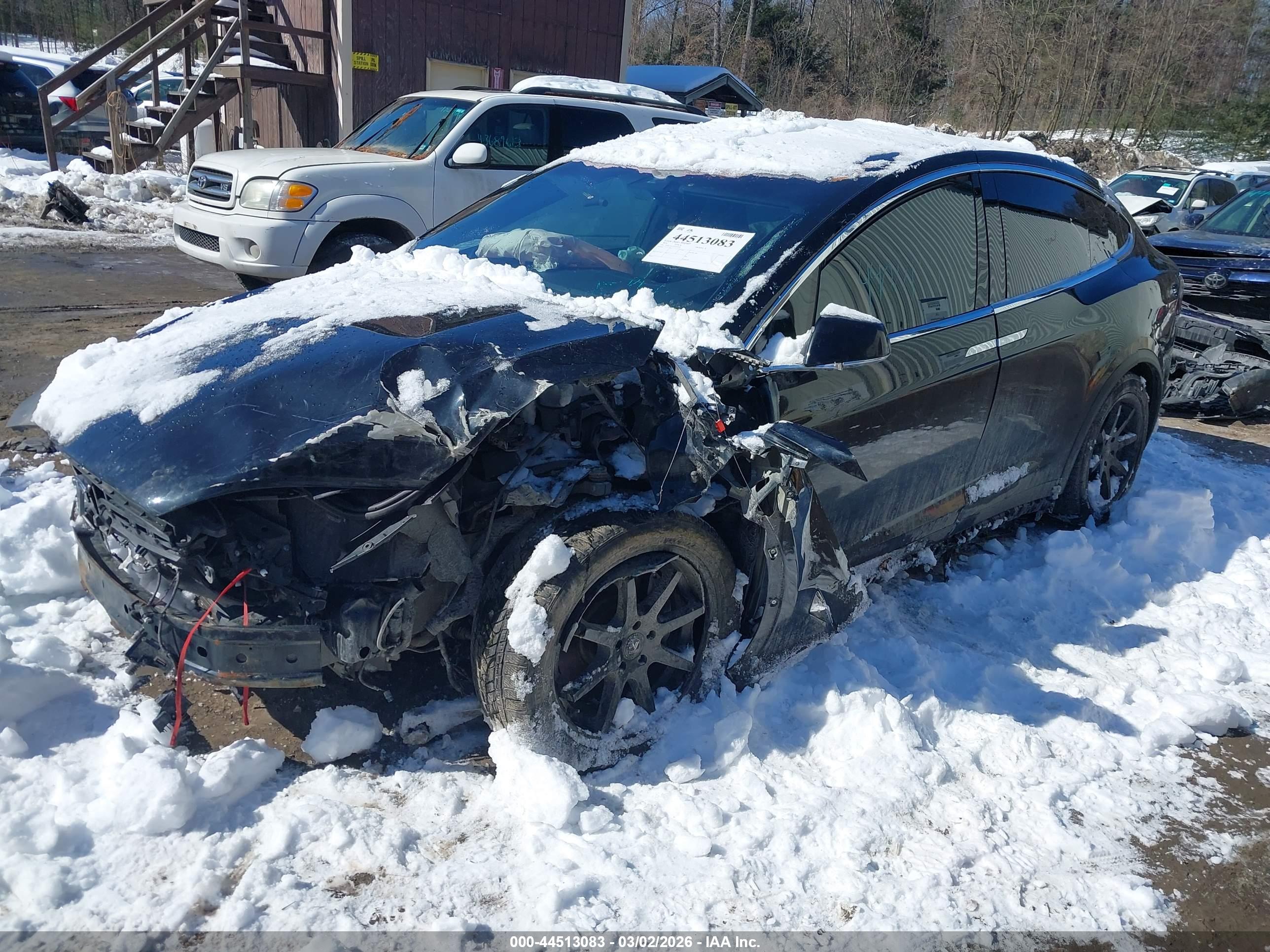 TESLA MODEL image 2