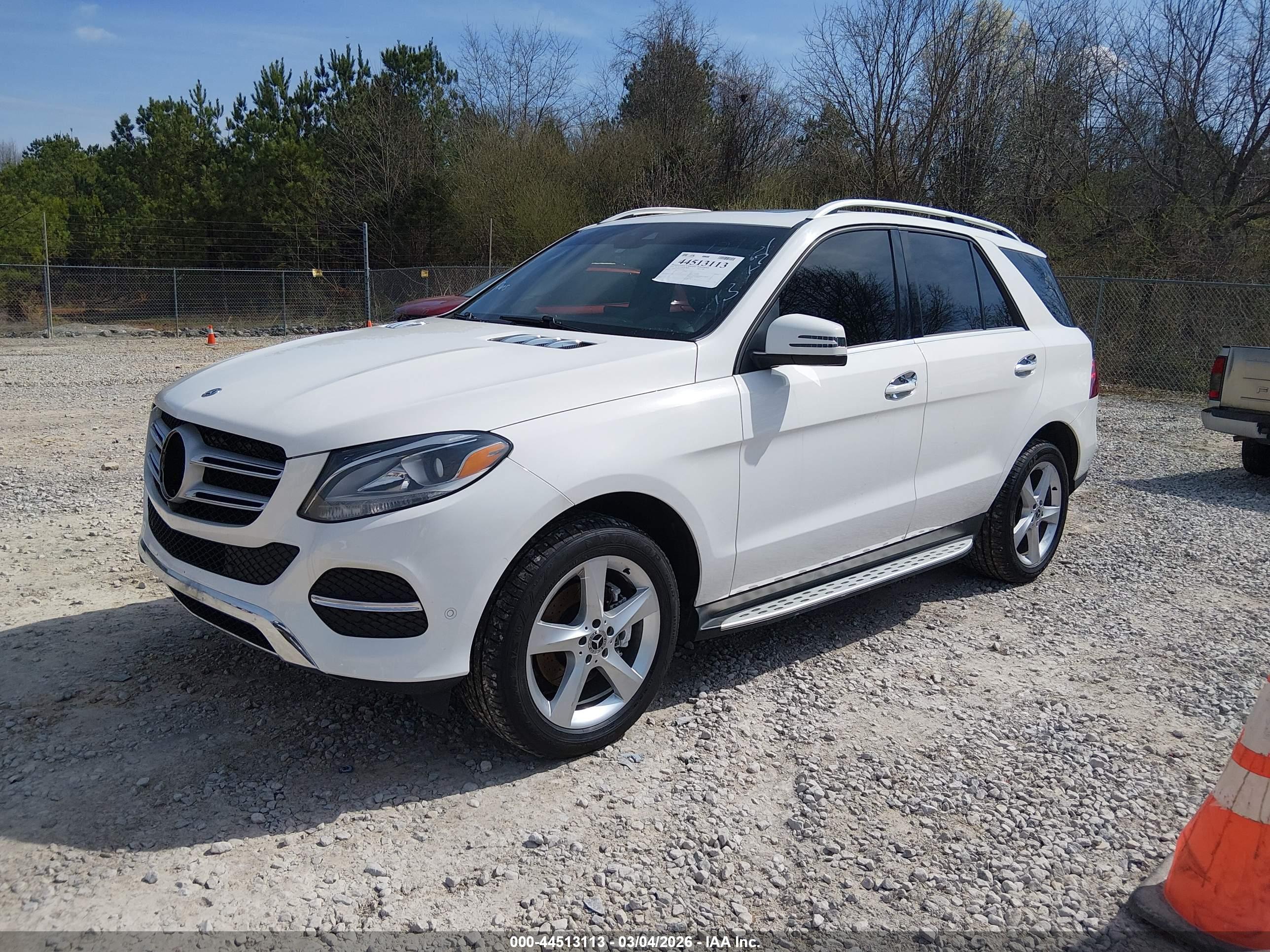 MERCEDES-BENZ GLE image 2