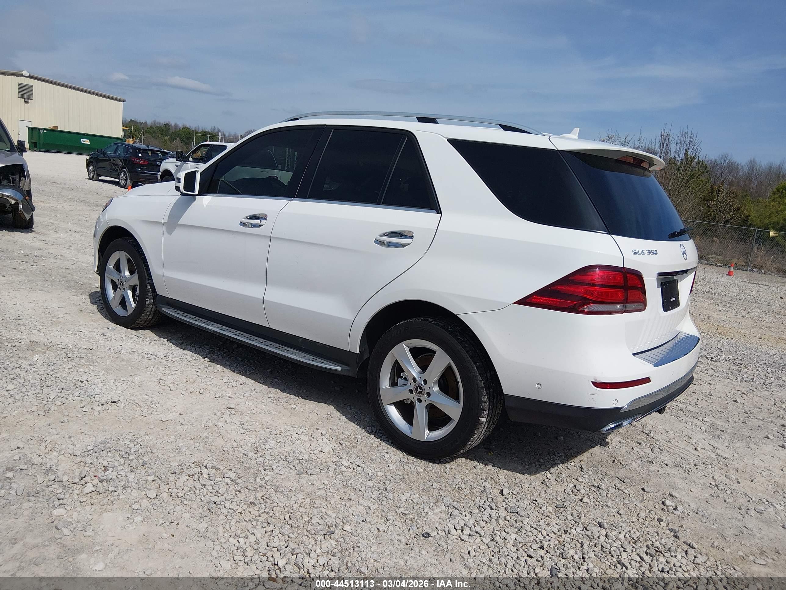 MERCEDES-BENZ GLE image 3