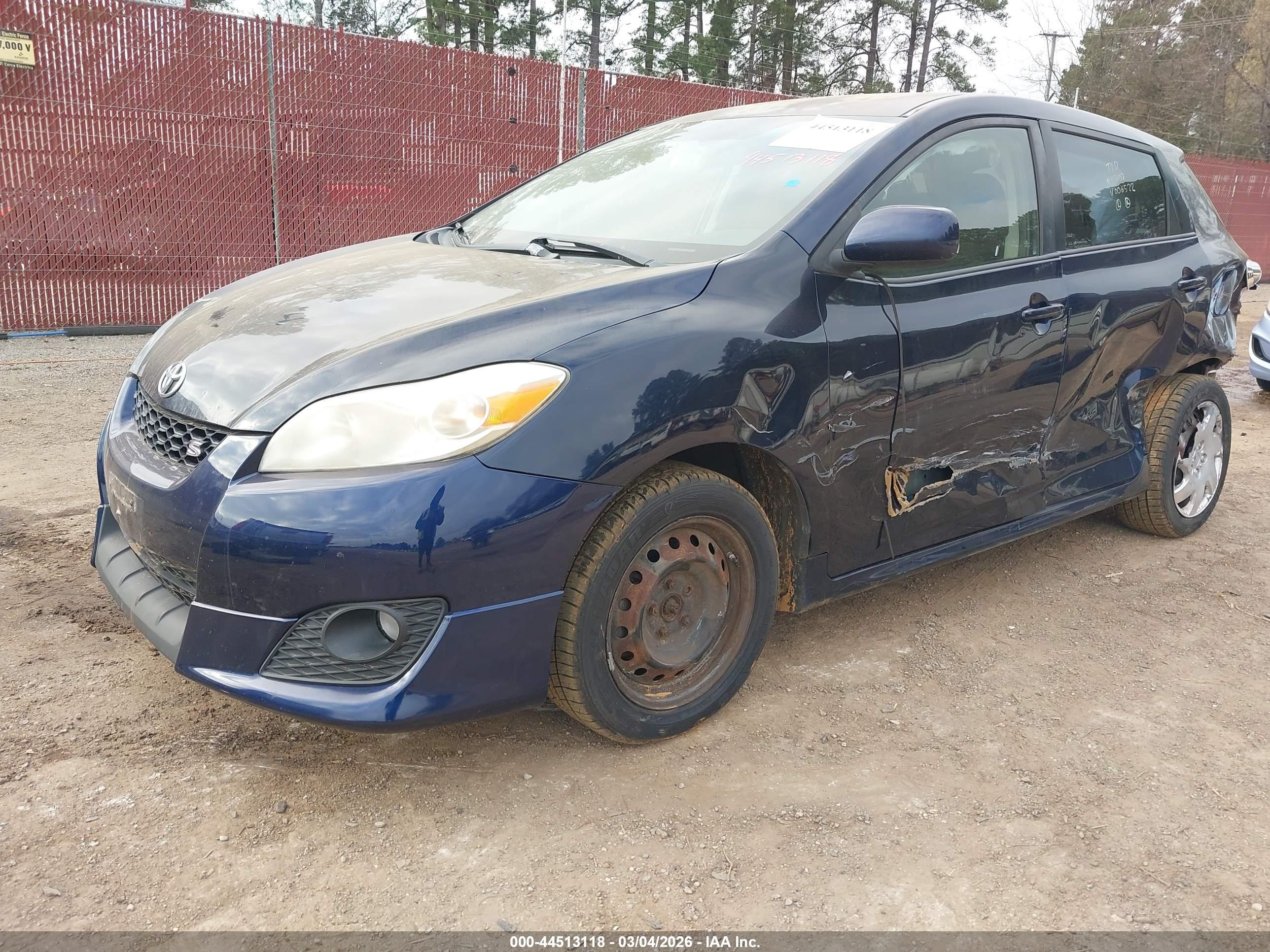 TOYOTA MATRIX image 2