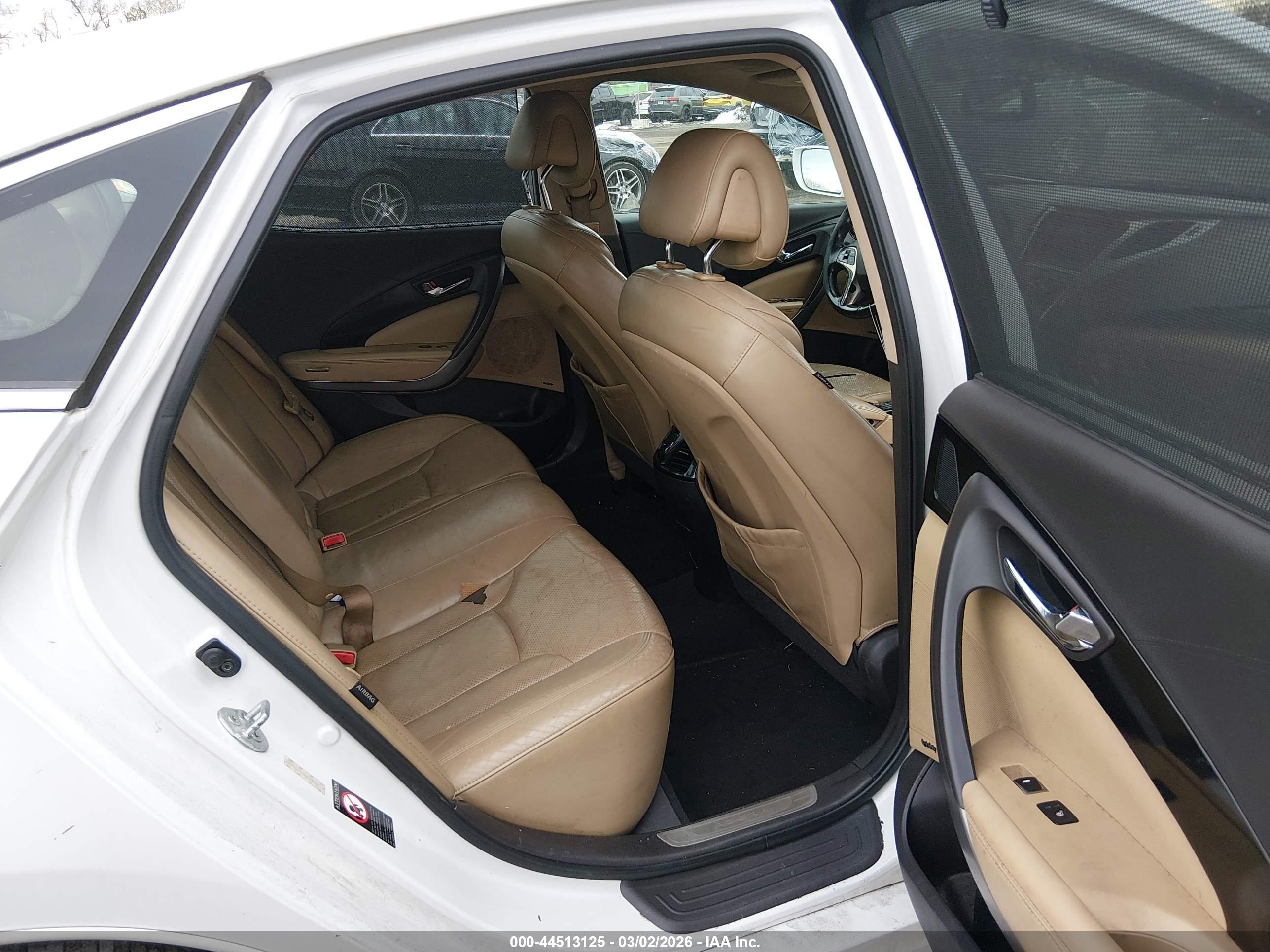 HYUNDAI AZERA image 5