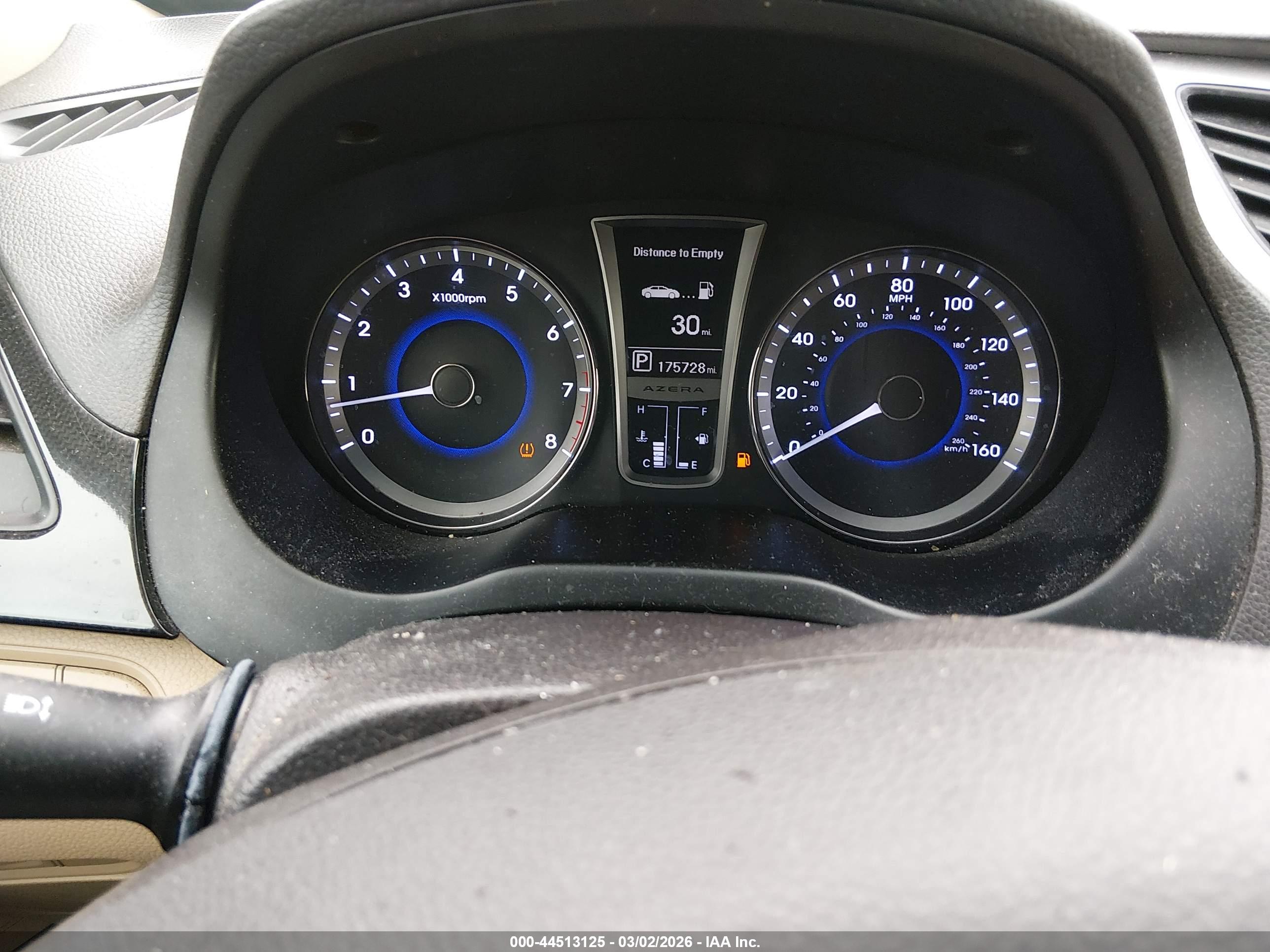HYUNDAI AZERA image 7