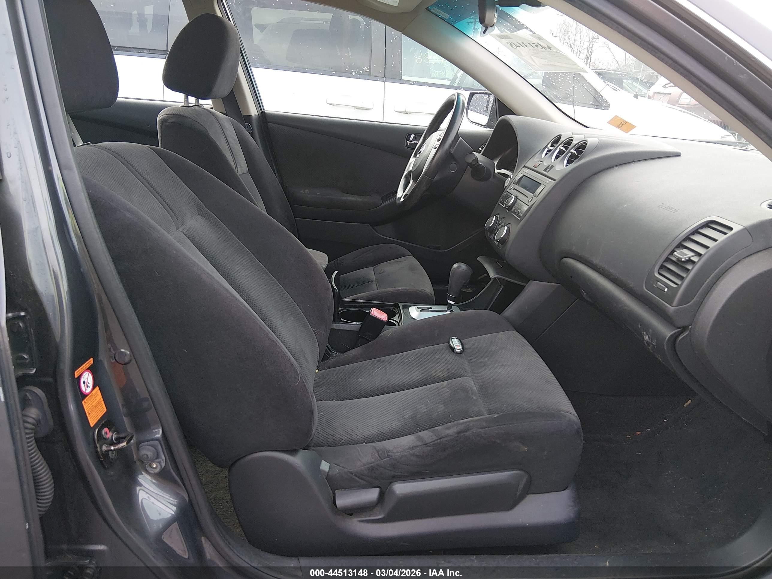 NISSAN ALTIMA image 5