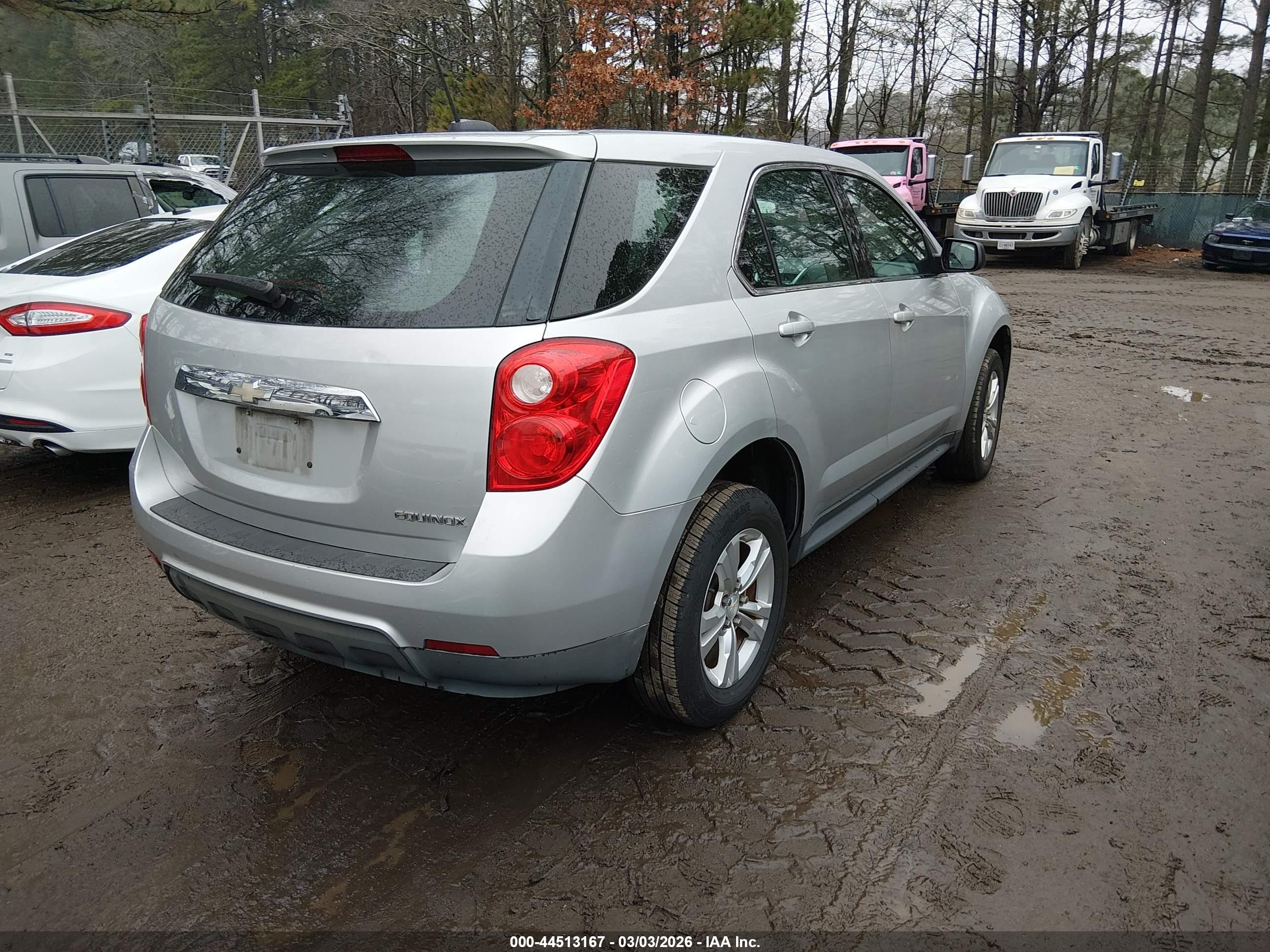 CHEVROLET EQUINOX image 4