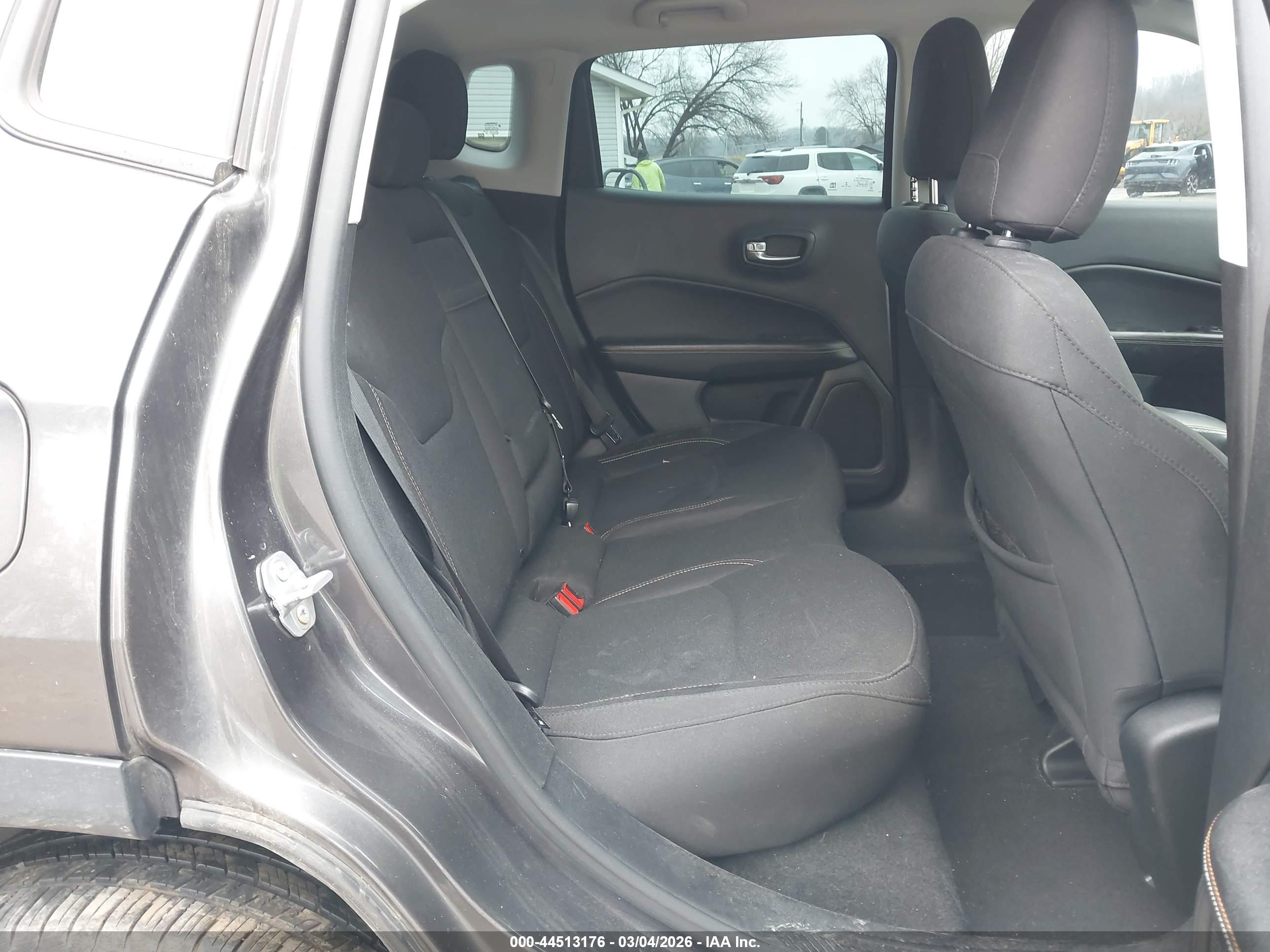 JEEP COMPASS image 8