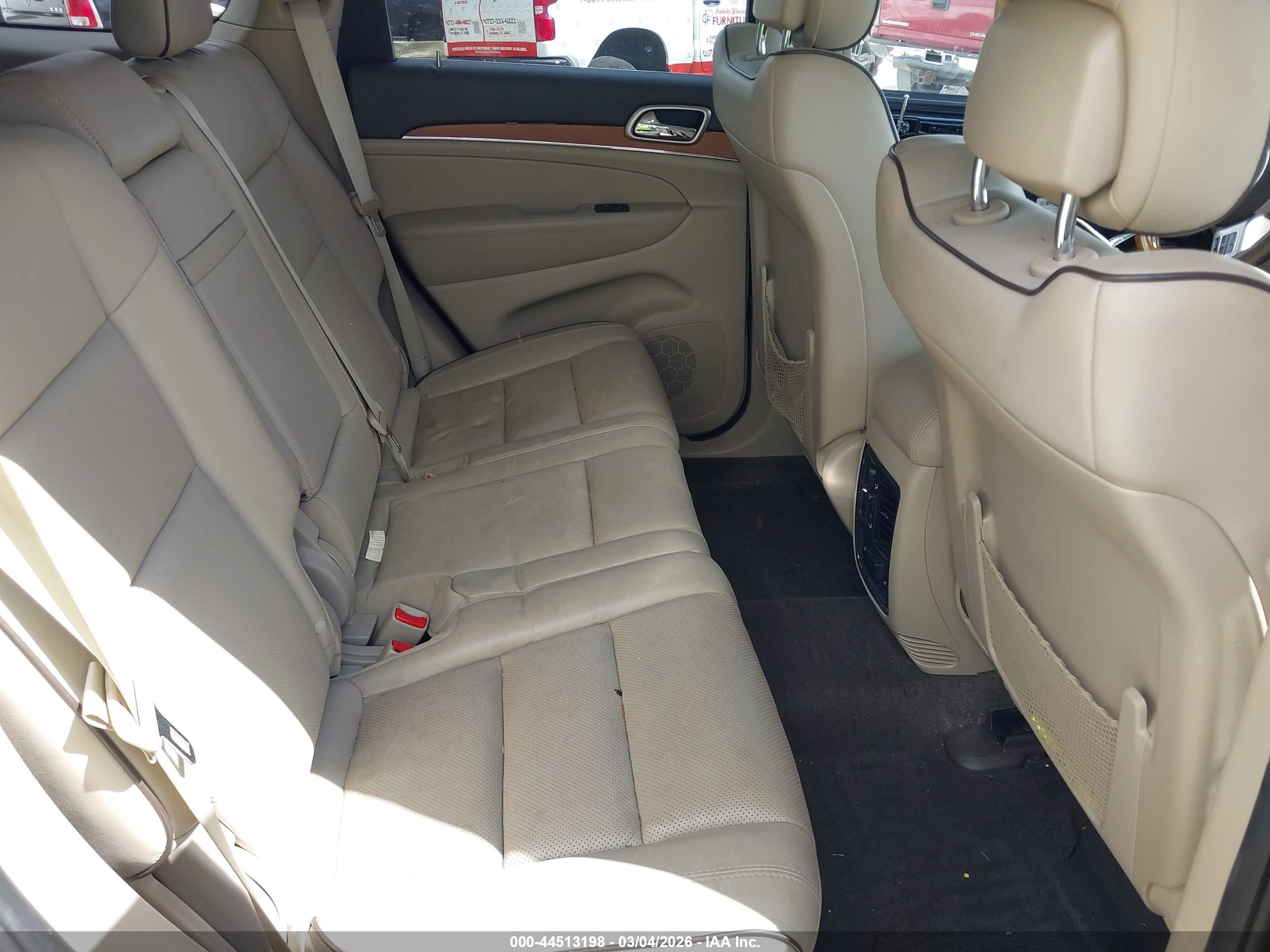 JEEP GRAND image 8