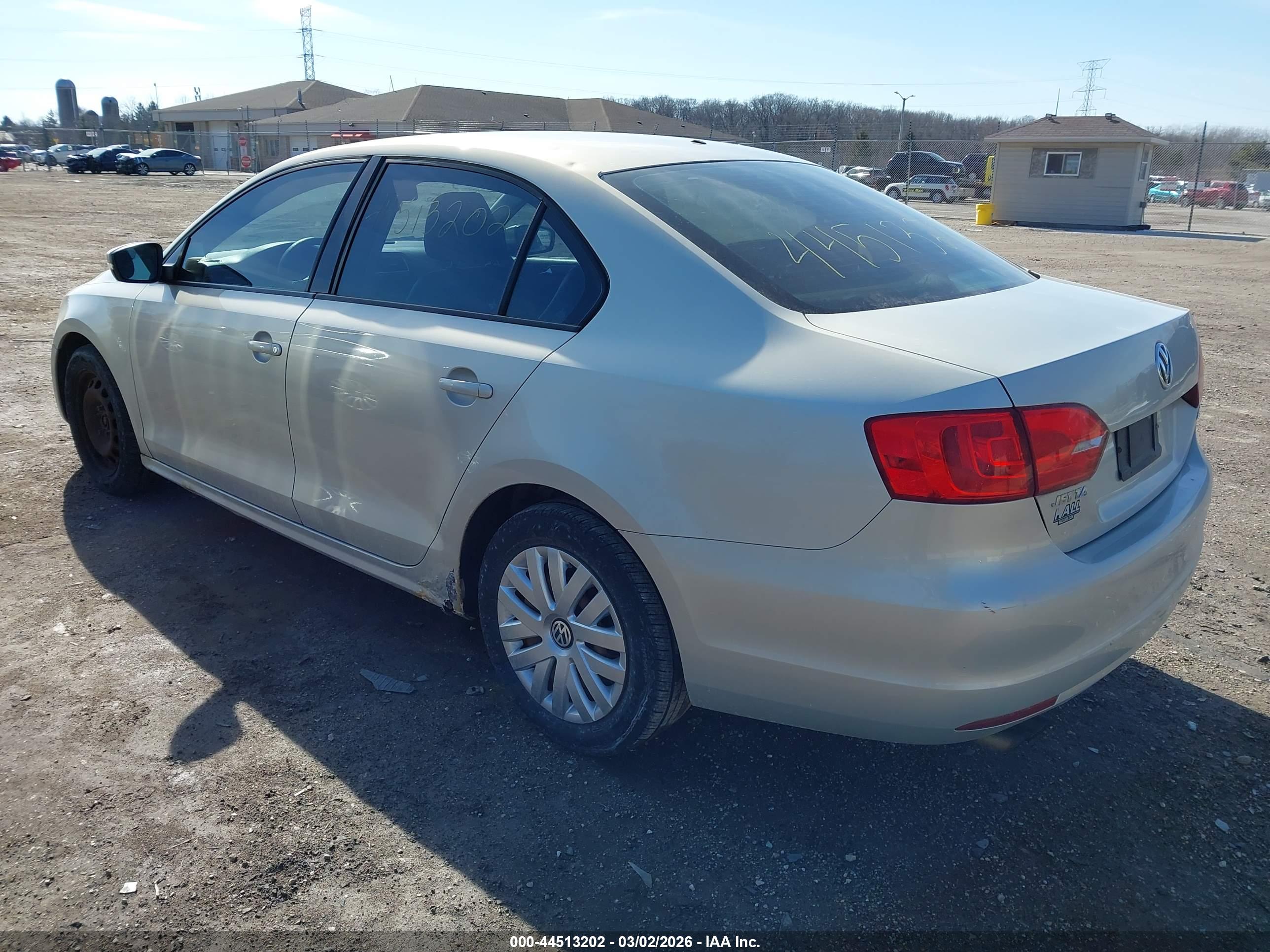 VOLKSWAGEN JETTA image 3