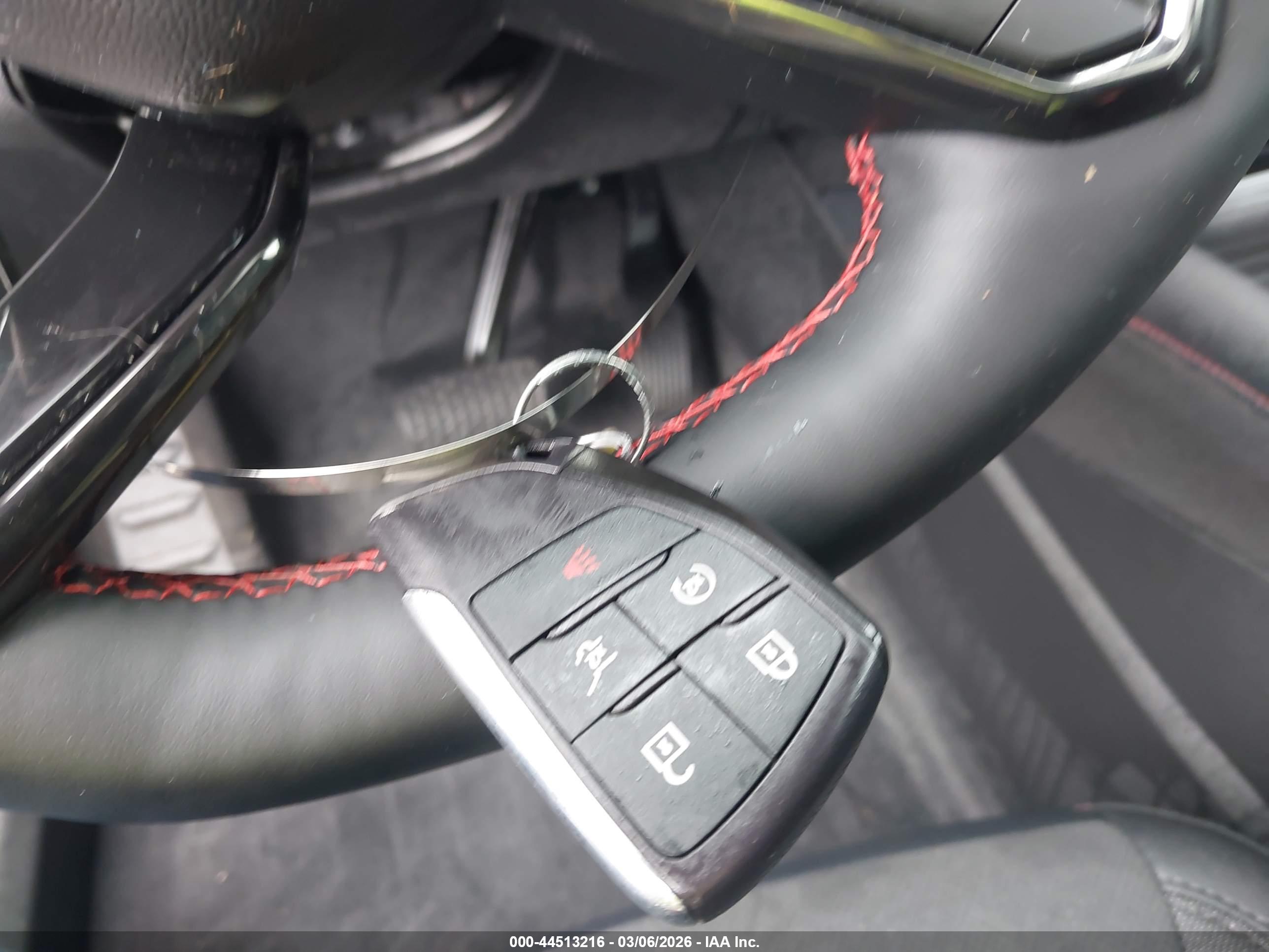 CHEVROLET BLAZER image 11