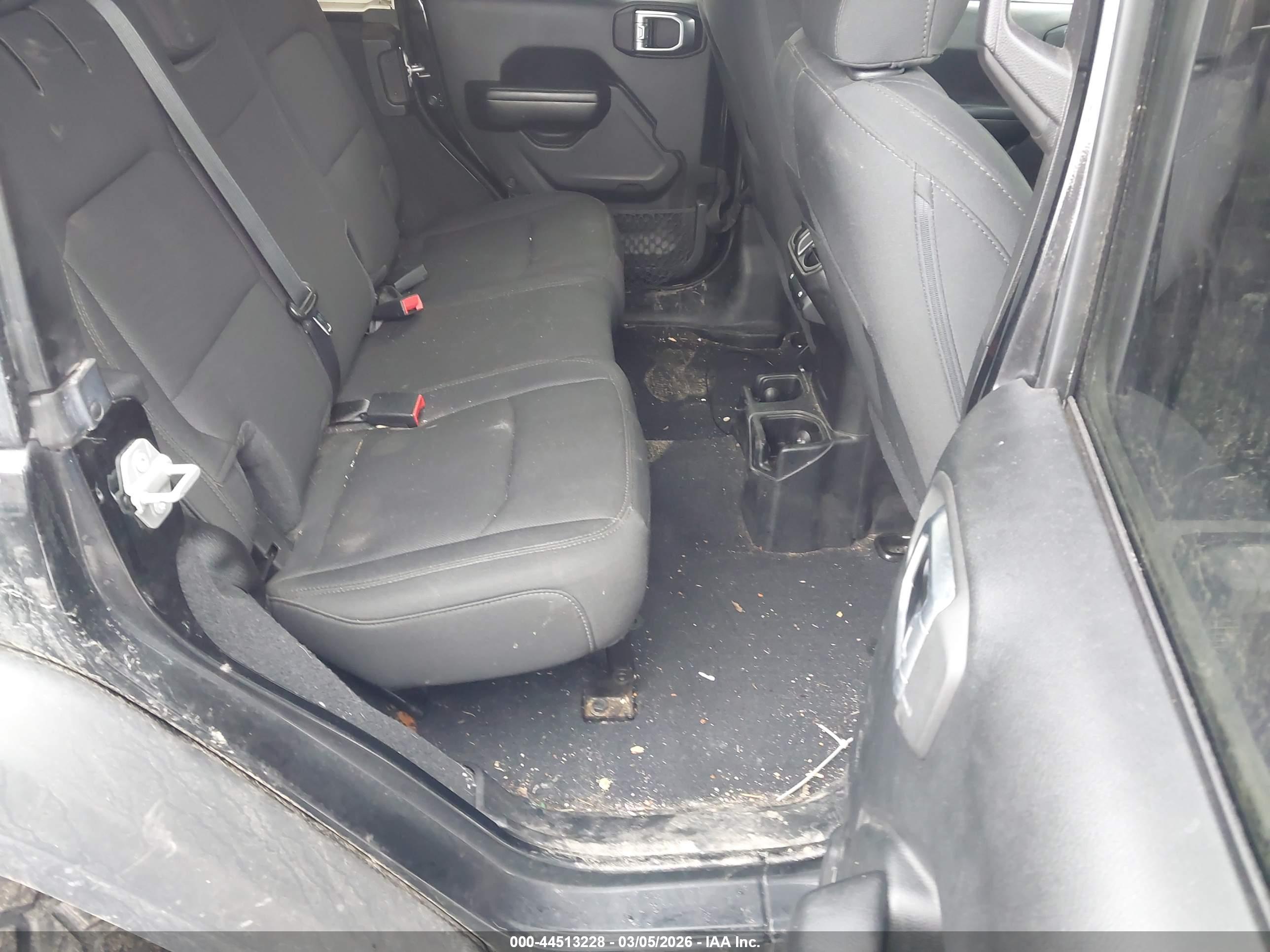 JEEP WRANGLER image 8