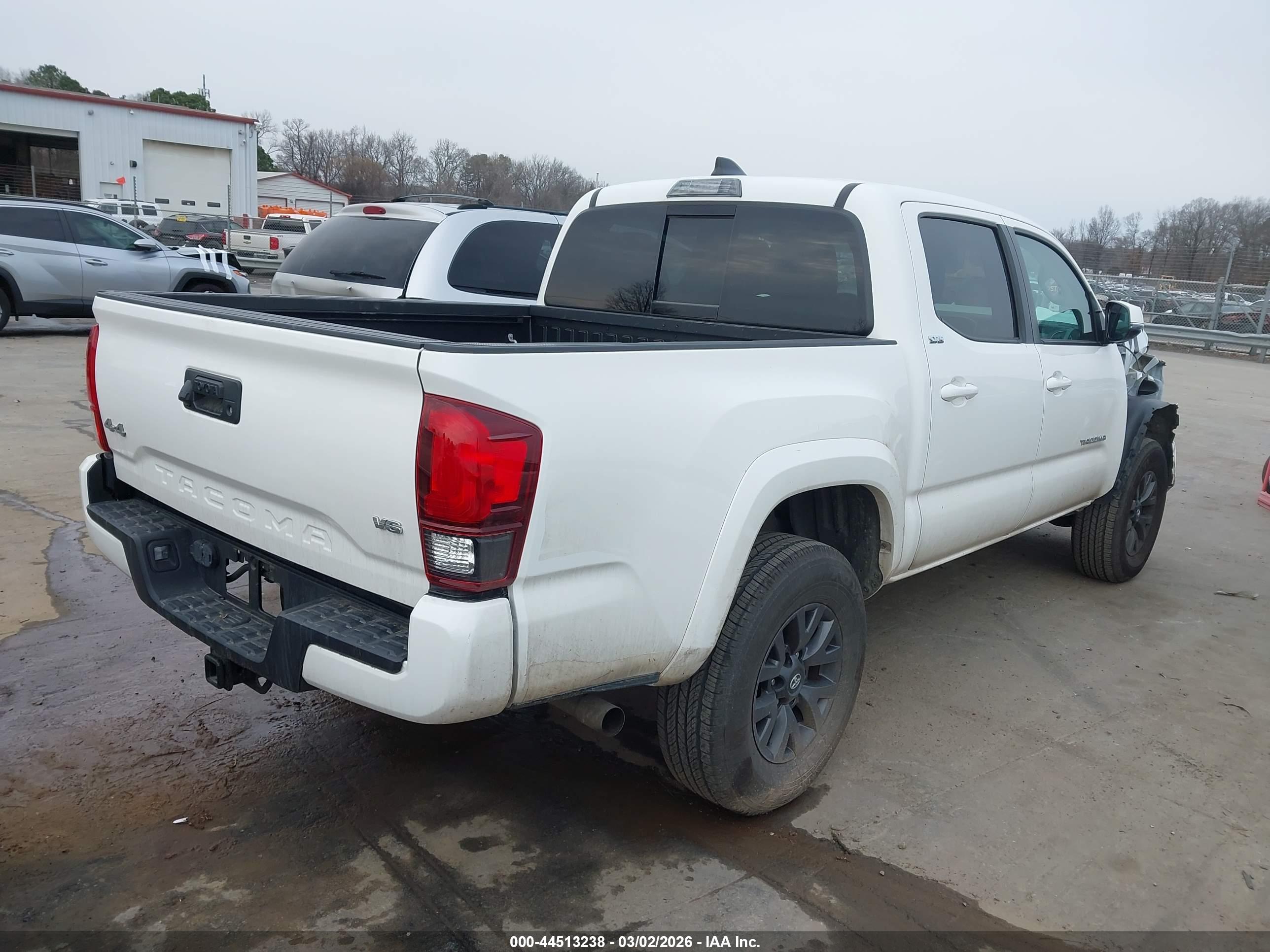 TOYOTA TACOMA image 4