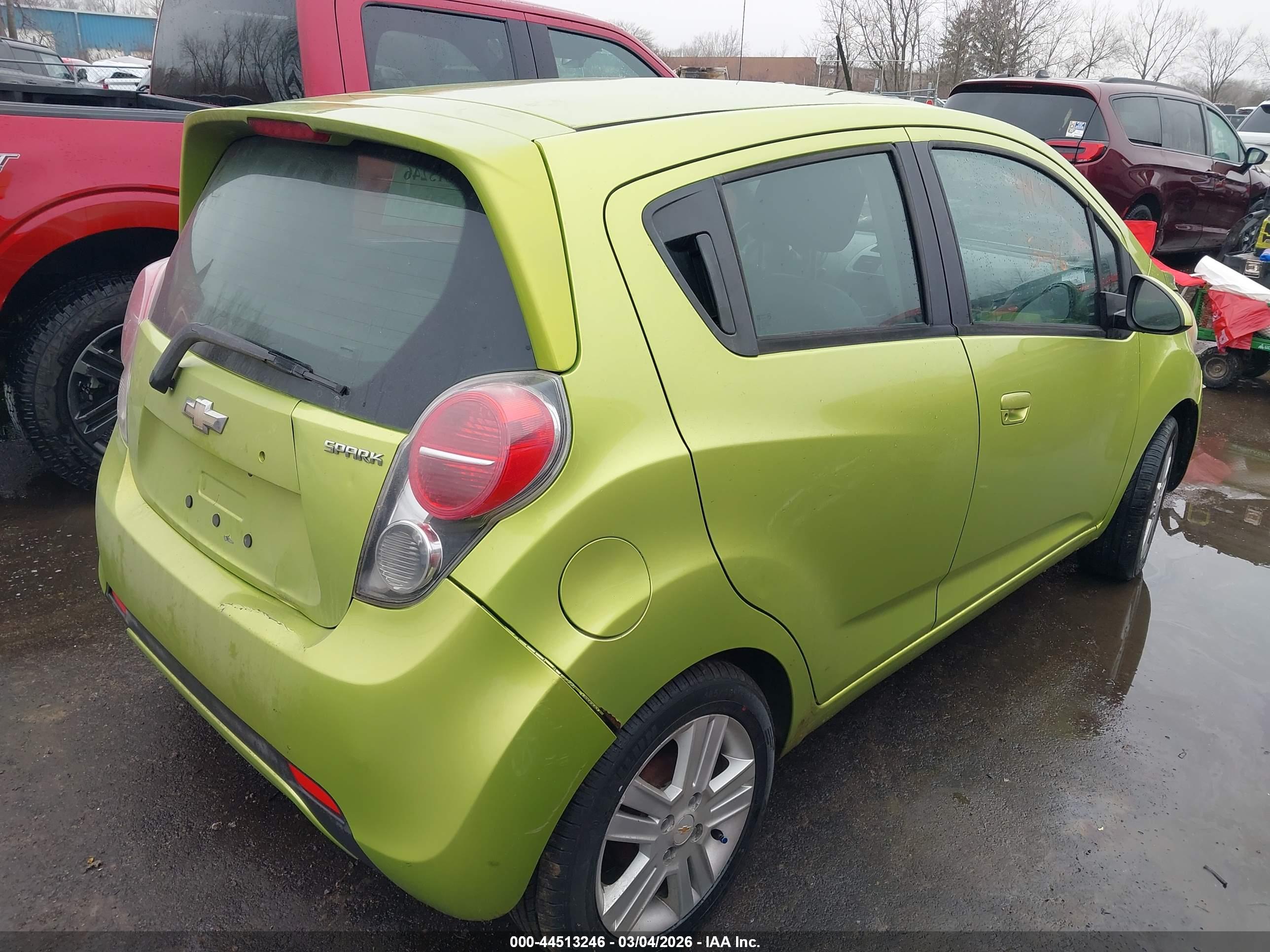 CHEVROLET SPARK image 4