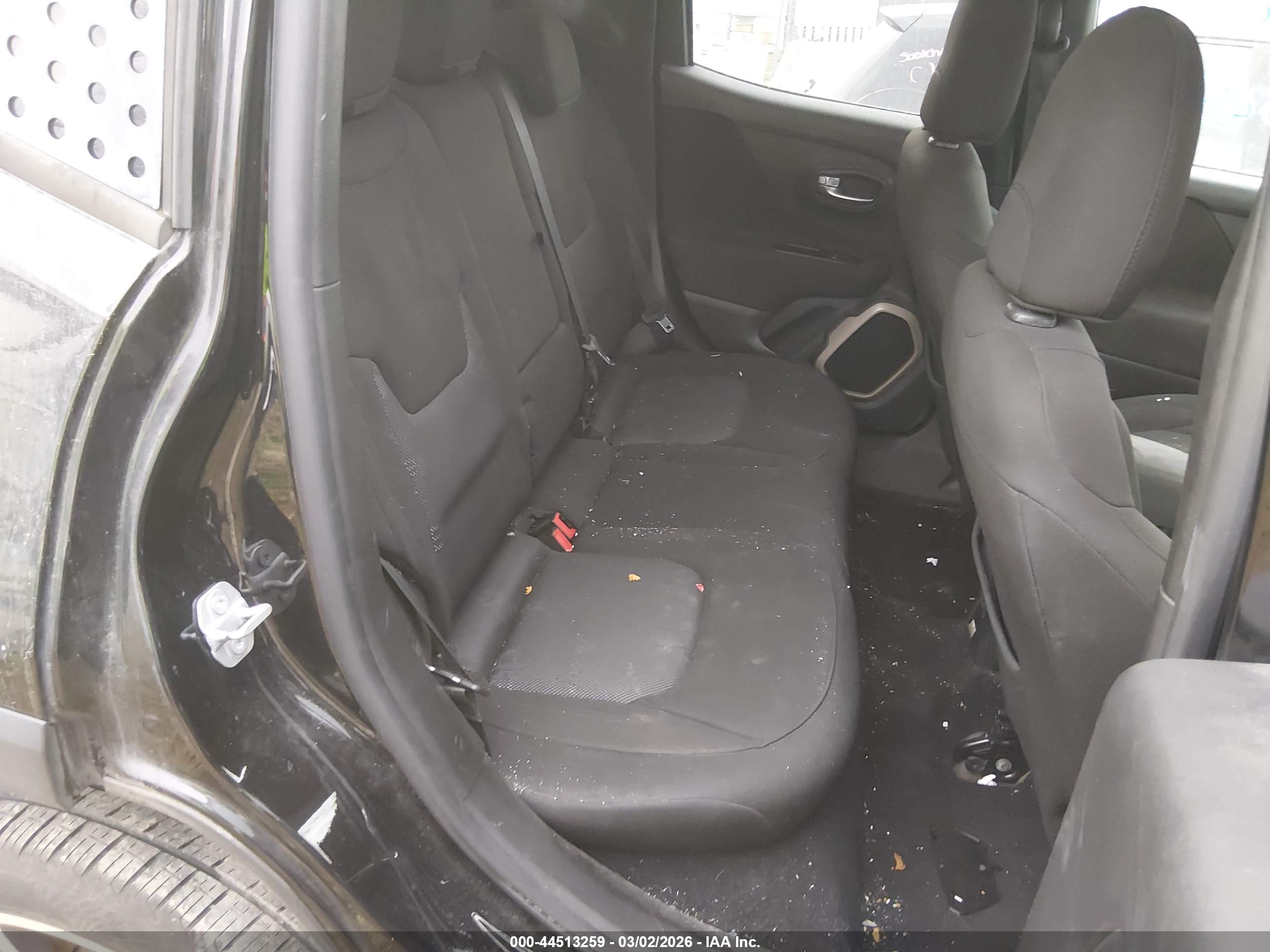 JEEP RENEGADE image 8