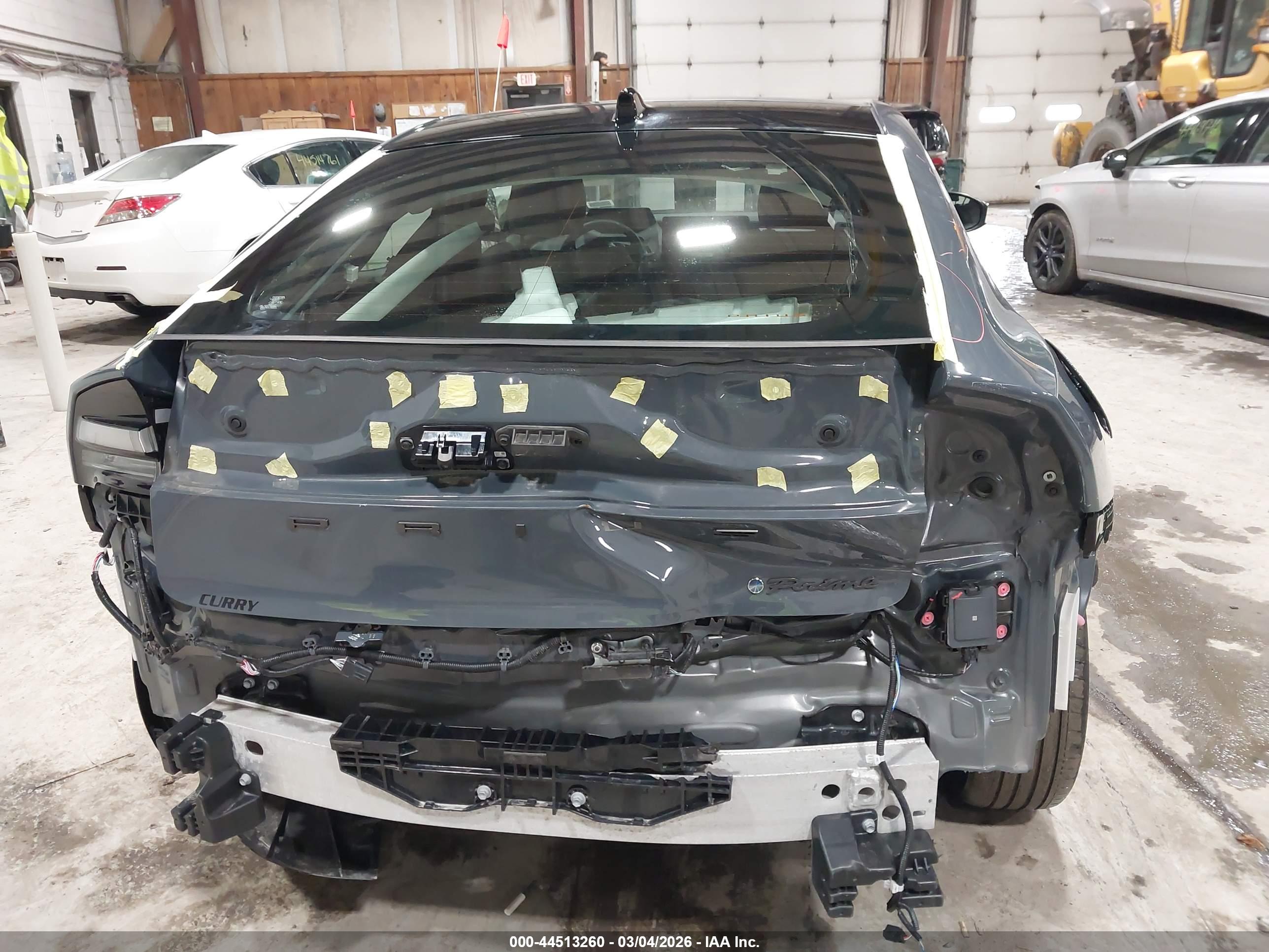 TOYOTA PRIUS image 6