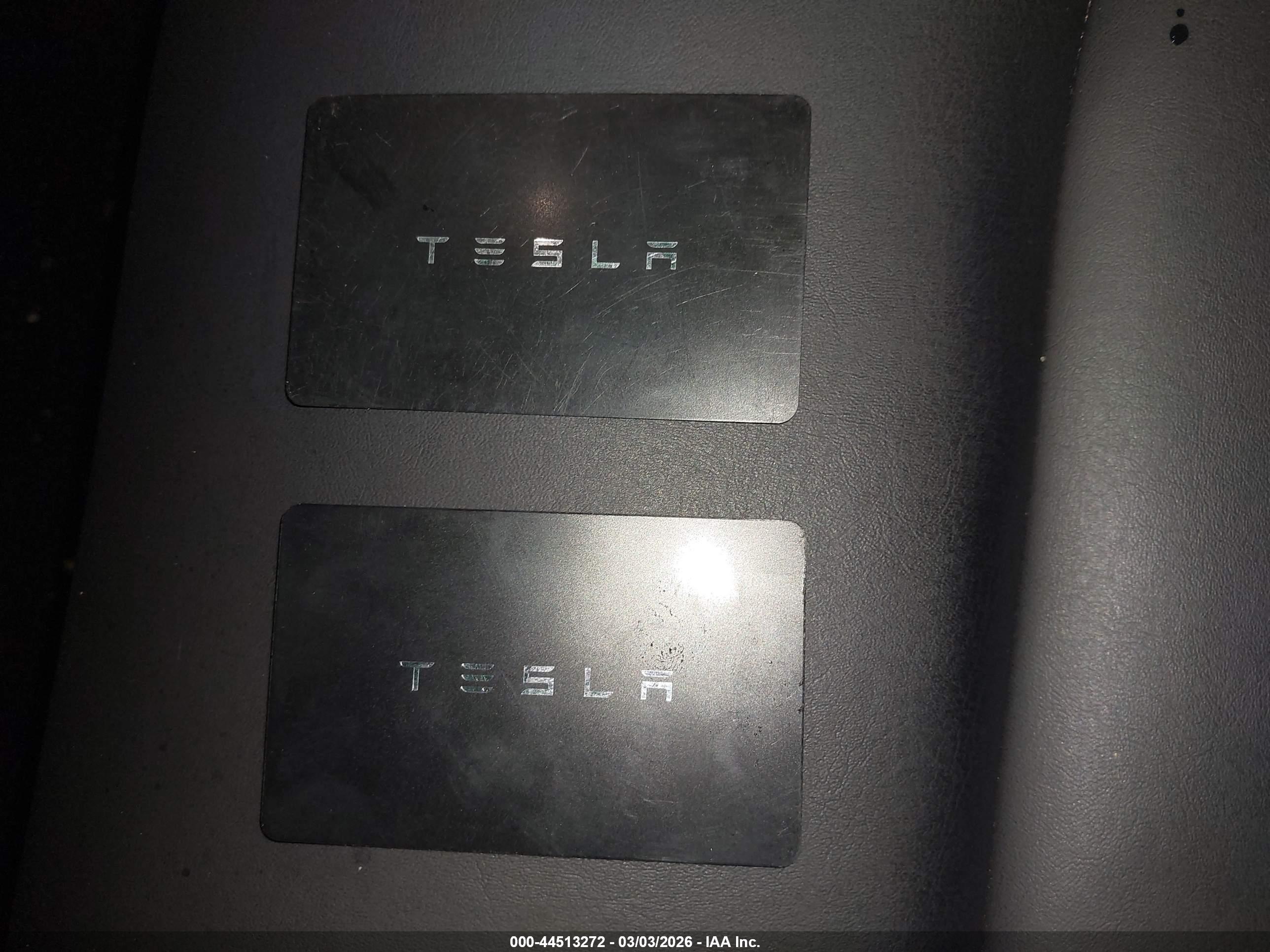 TESLA MODEL image 11