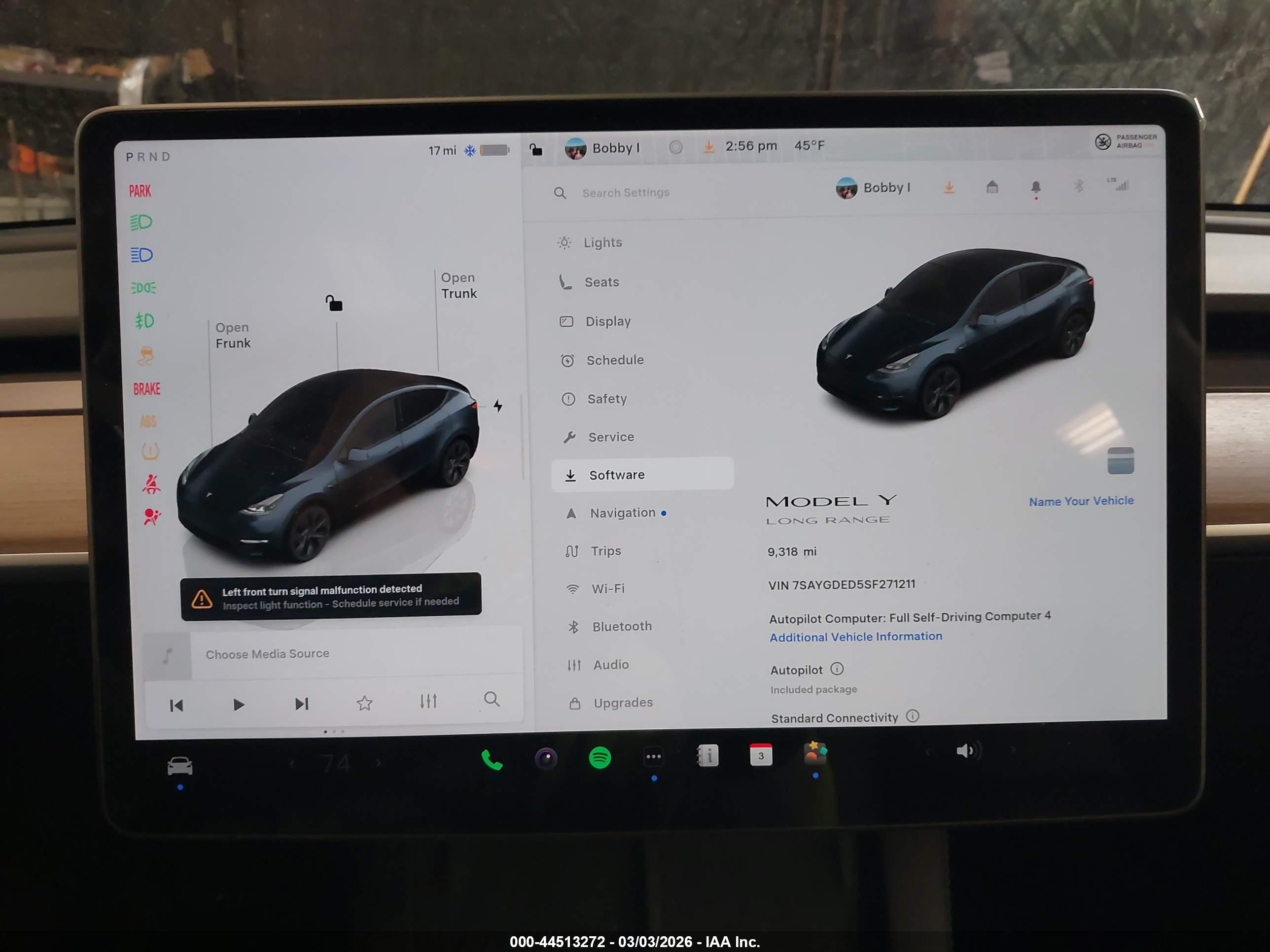 TESLA MODEL image 7