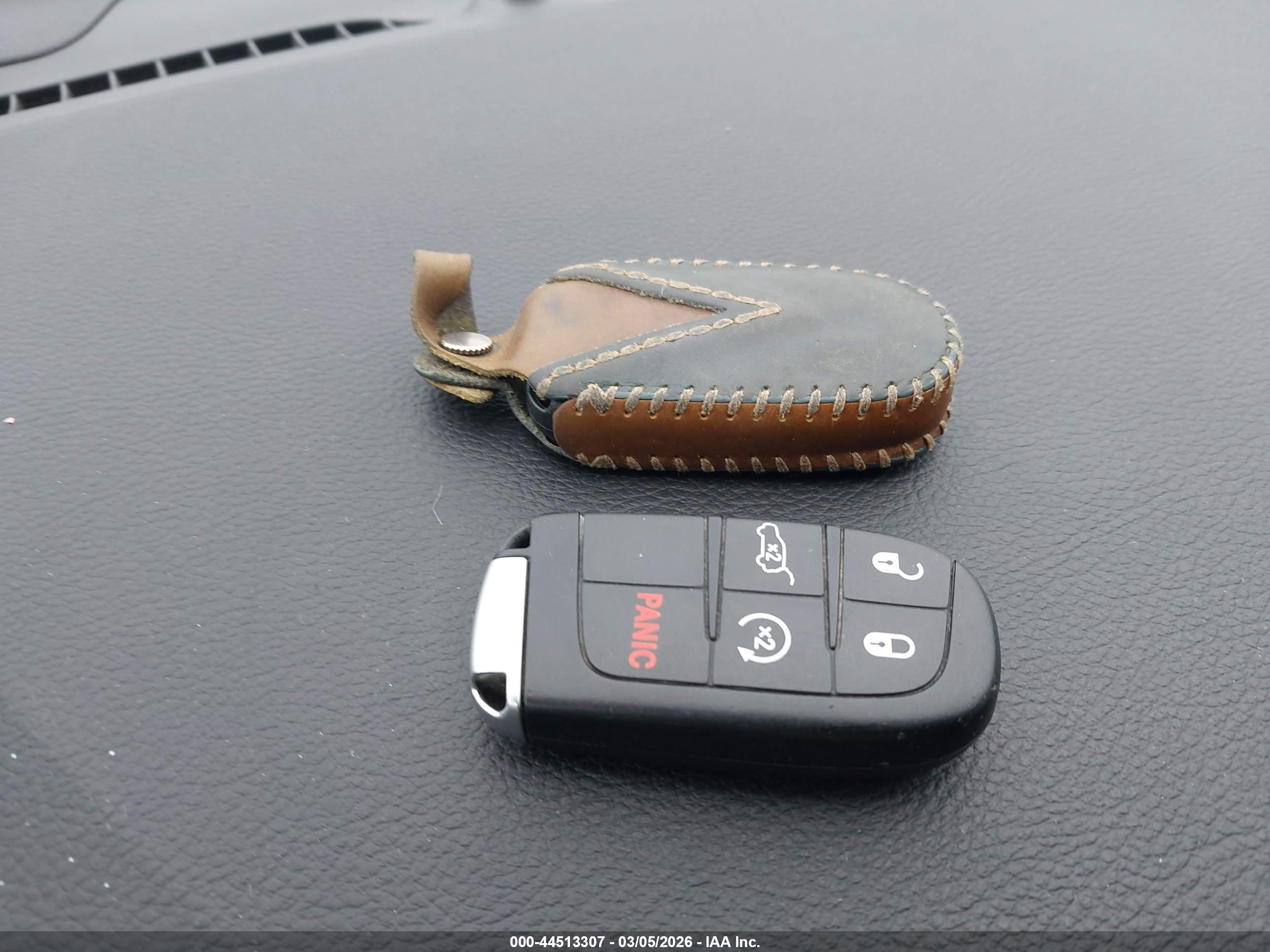 JEEP GRAND image 11