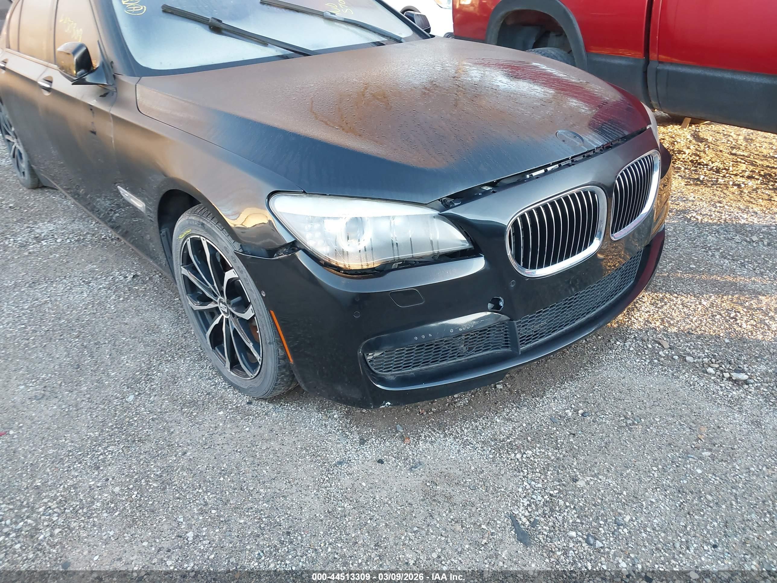 BMW 750LI image 6
