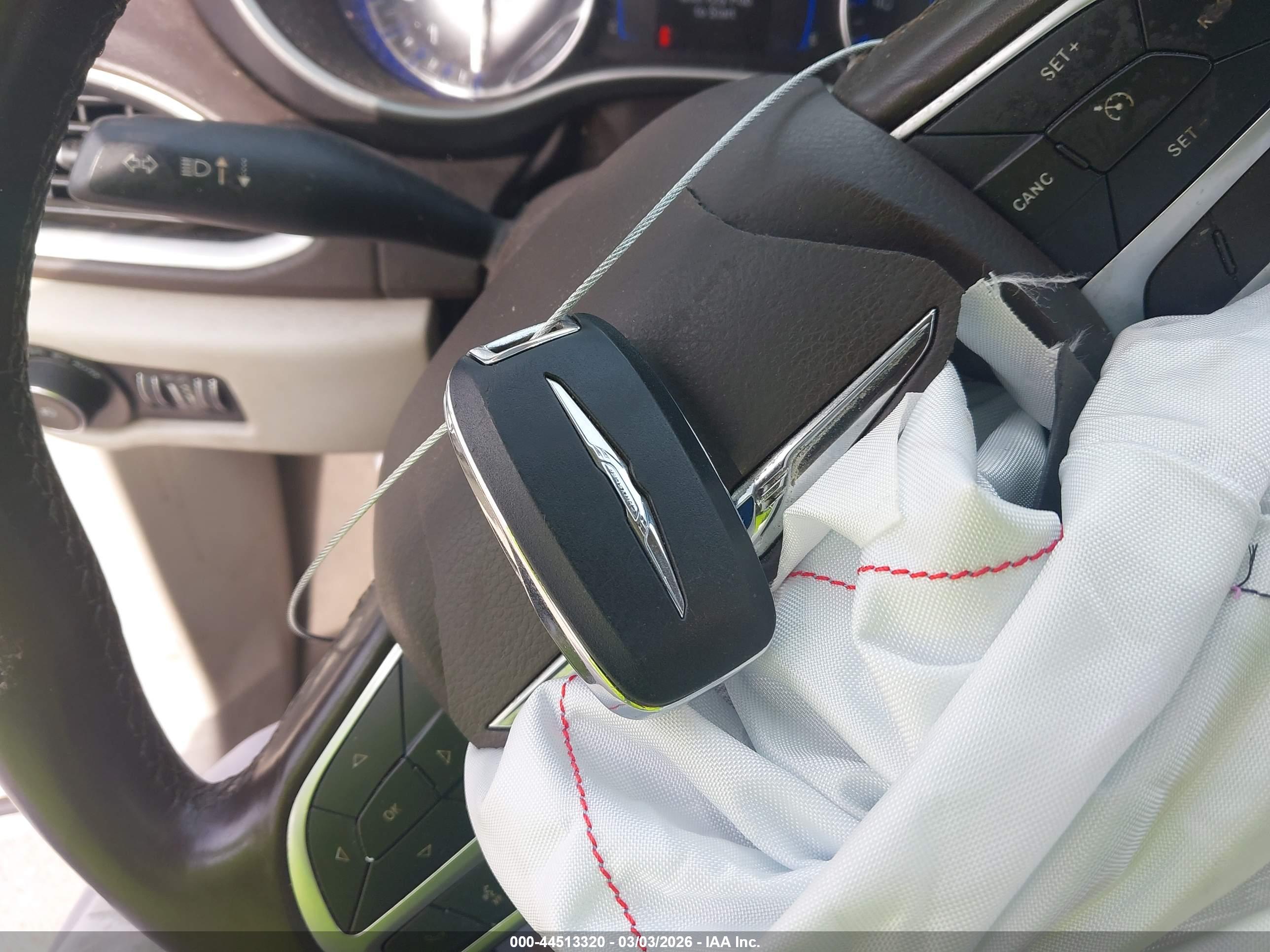 CHRYSLER PACIFICA image 11