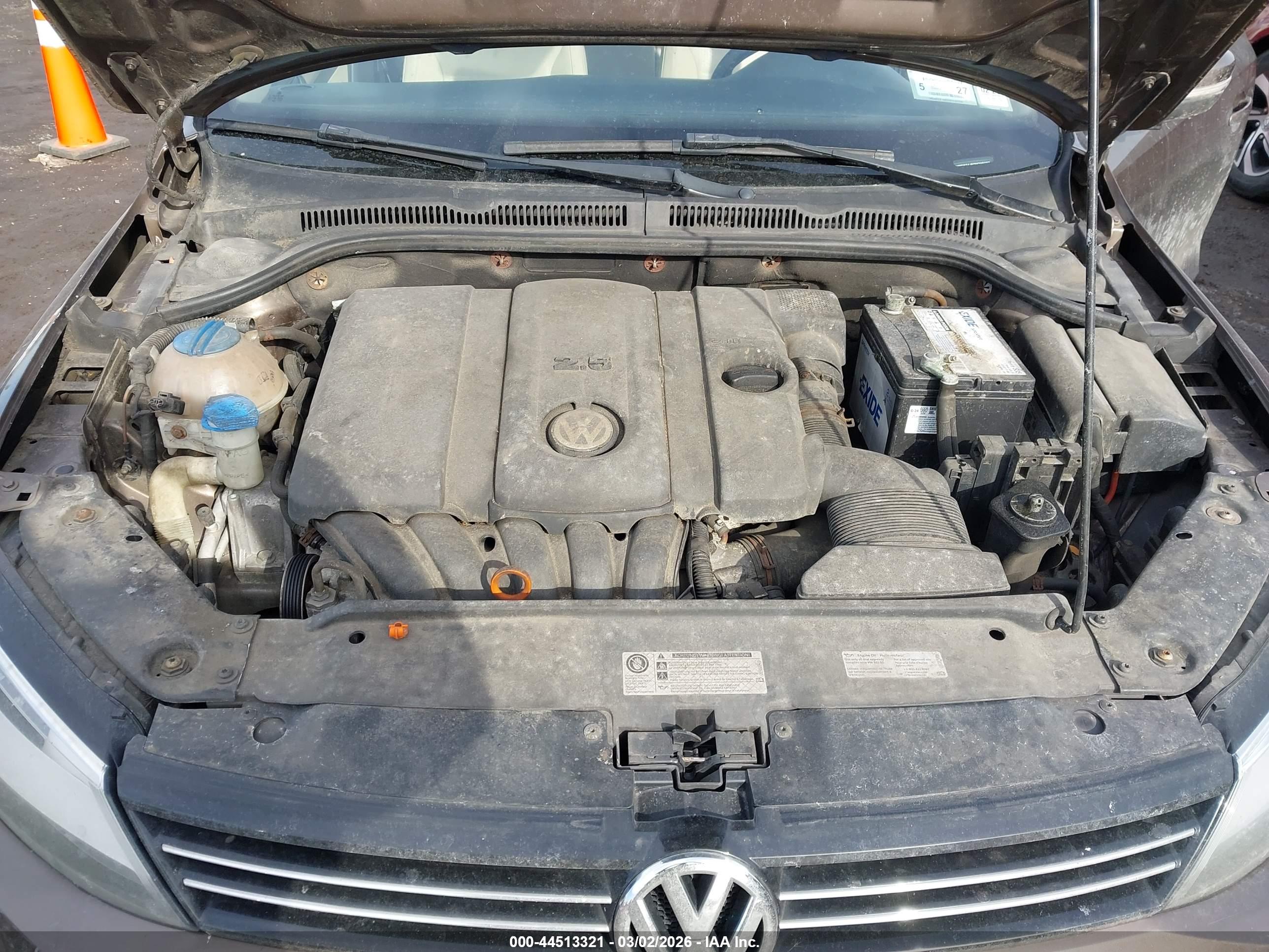 VOLKSWAGEN JETTA image 10
