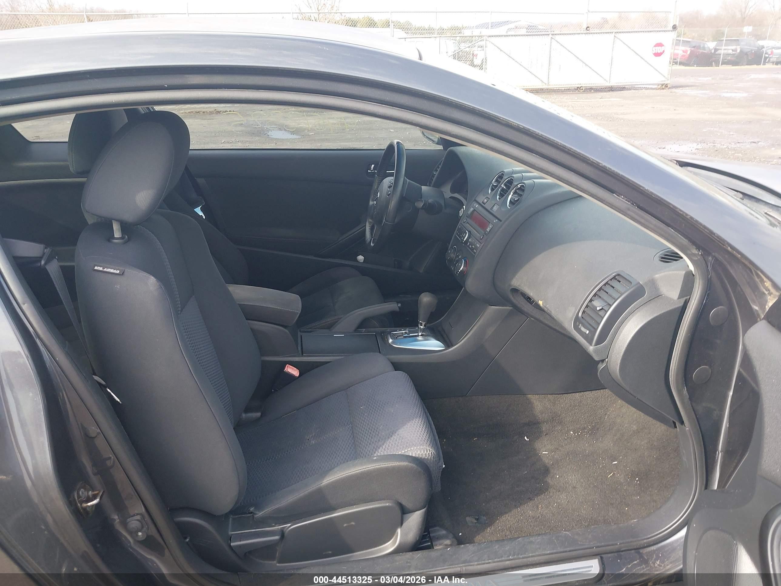 NISSAN ALTIMA image 5