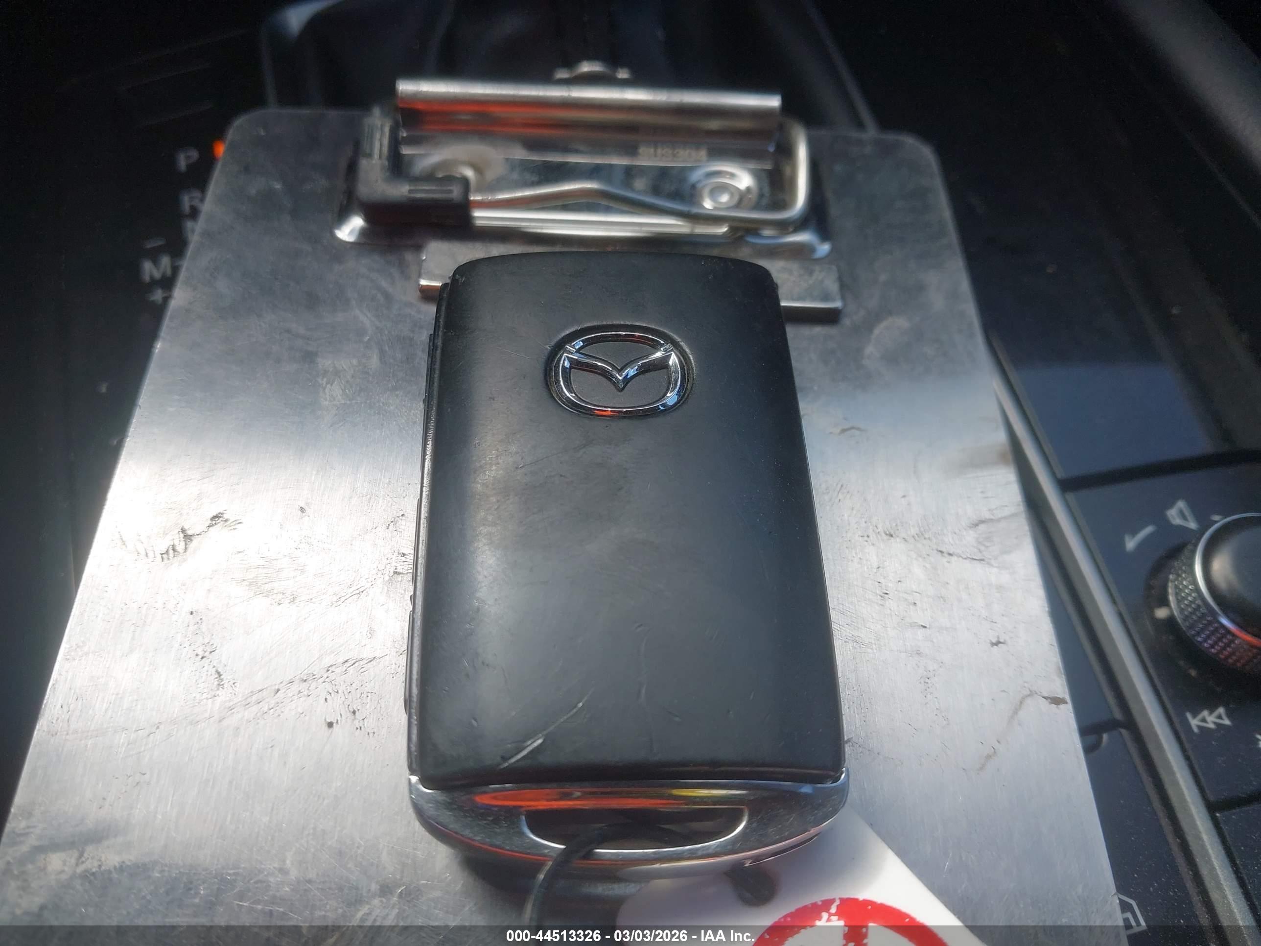 MAZDA MAZDA3 image 11