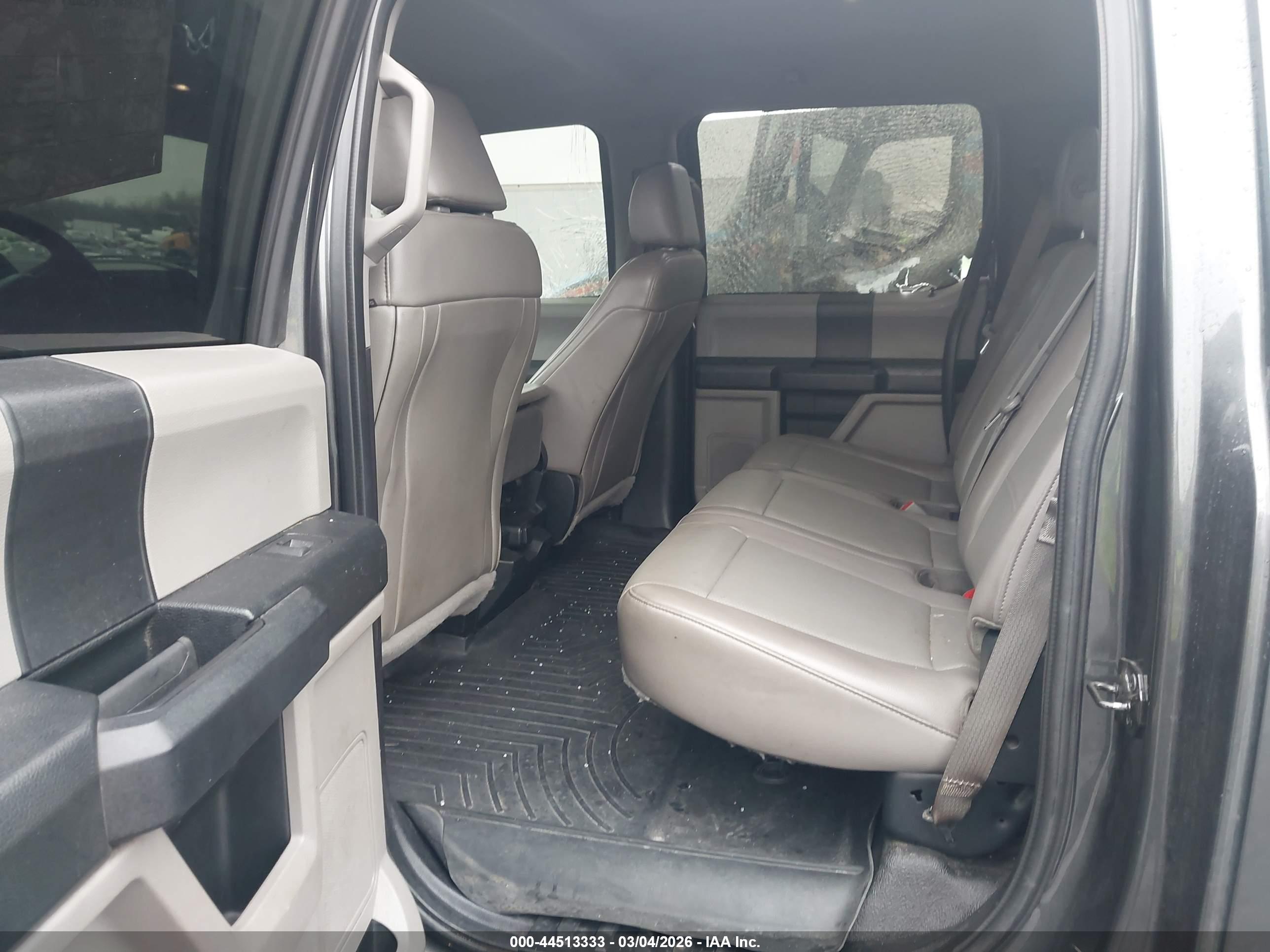 FORD F-350 image 8