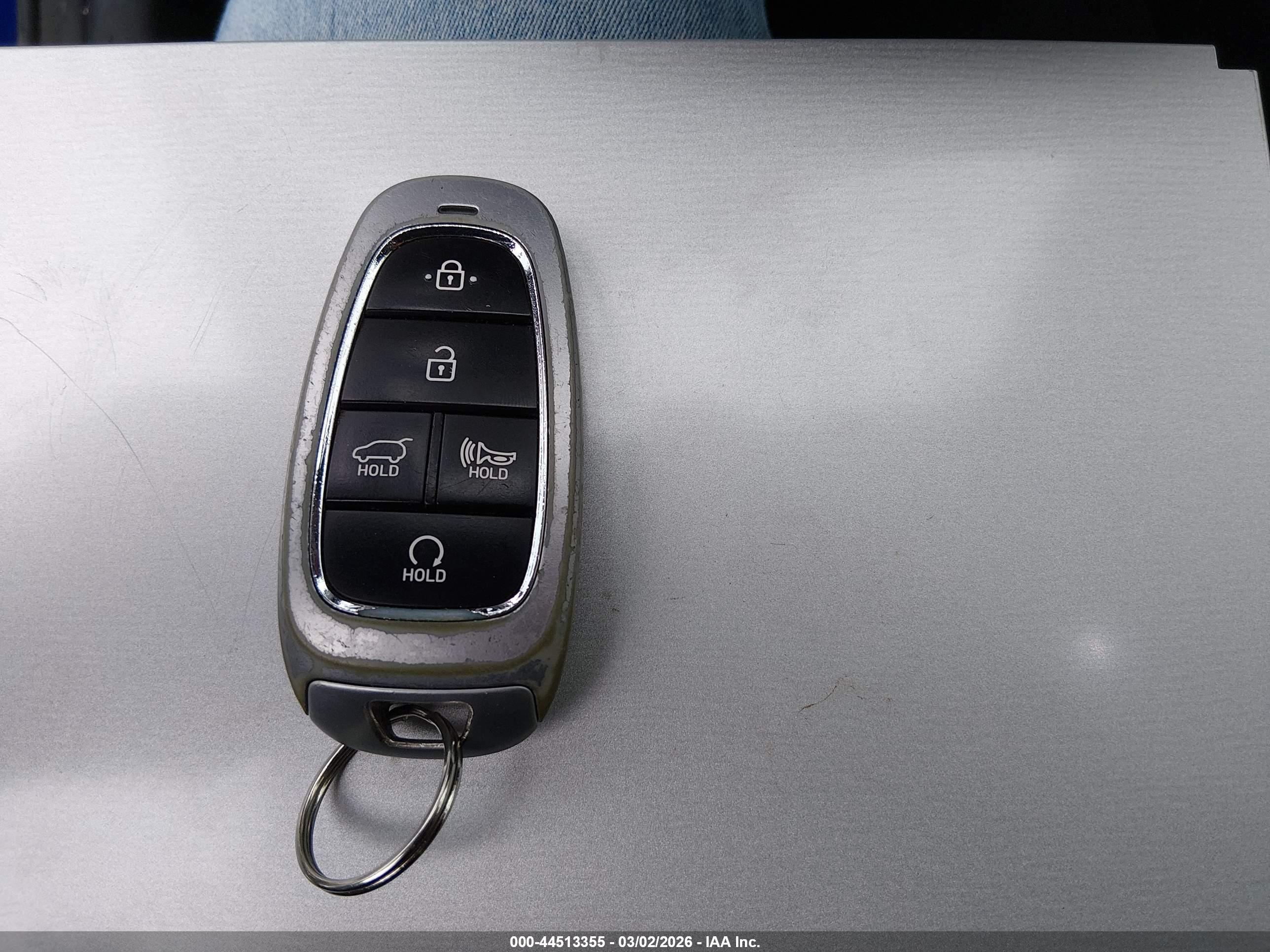 HYUNDAI TUCSON image 11