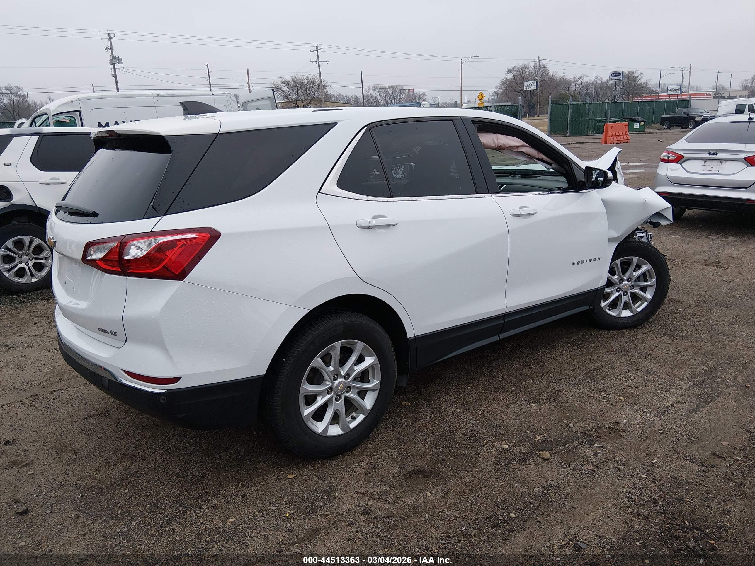 CHEVROLET EQUINOX image 4