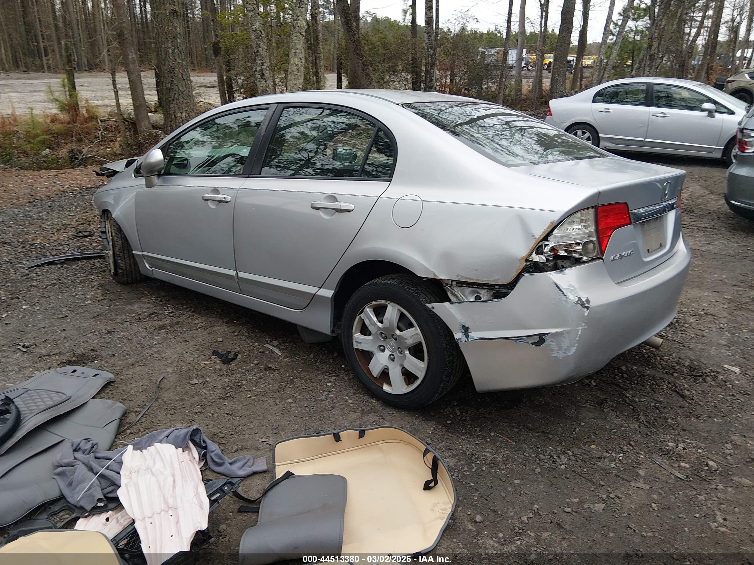 HONDA CIVIC image 3