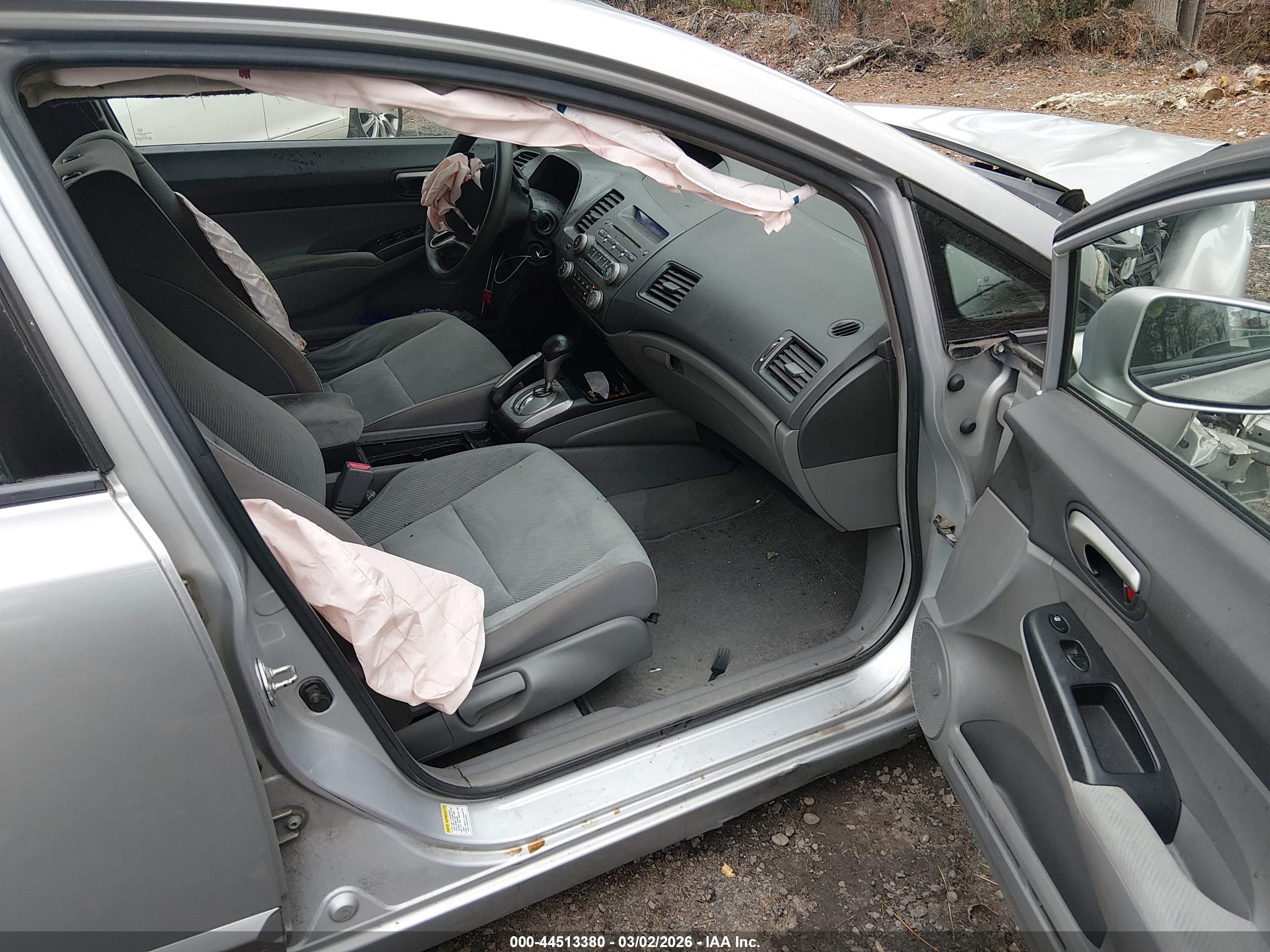 HONDA CIVIC image 5