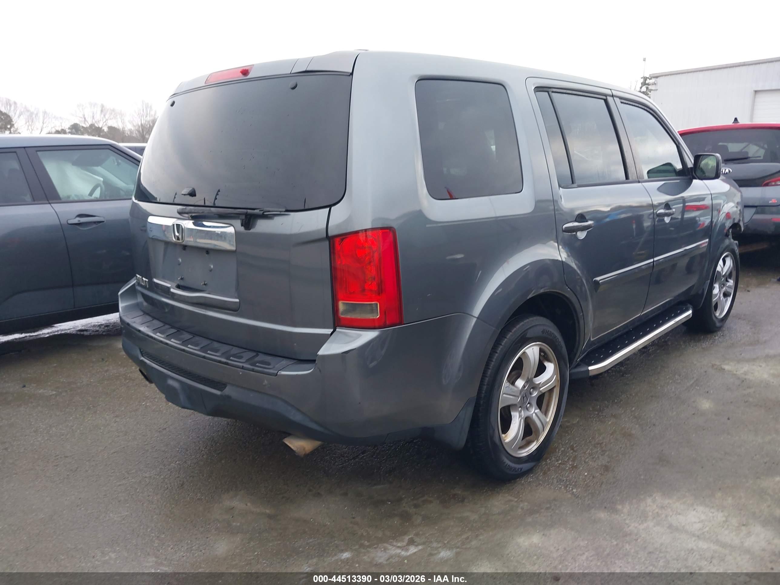 HONDA PILOT image 4