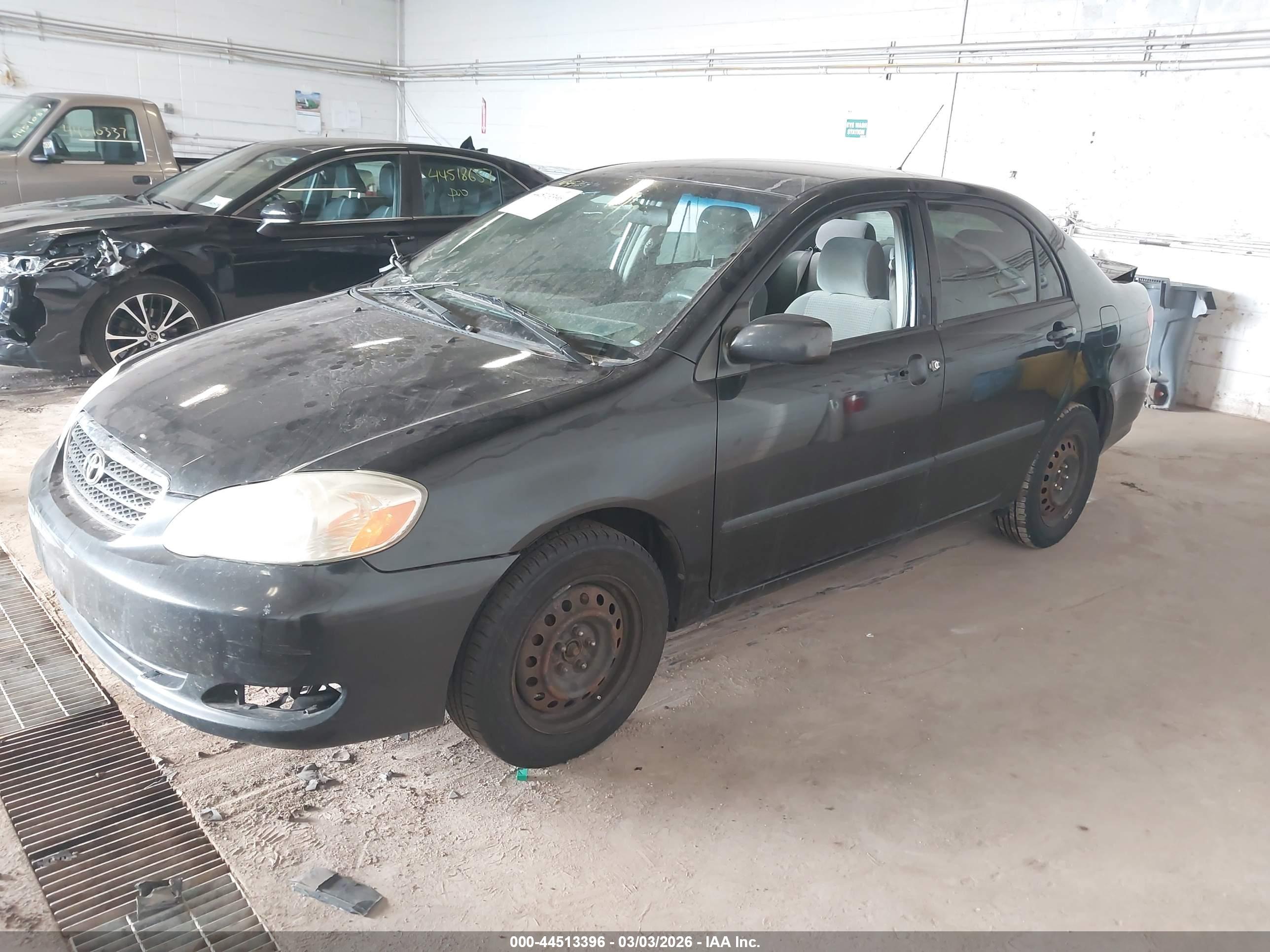 TOYOTA COROLLA image 2