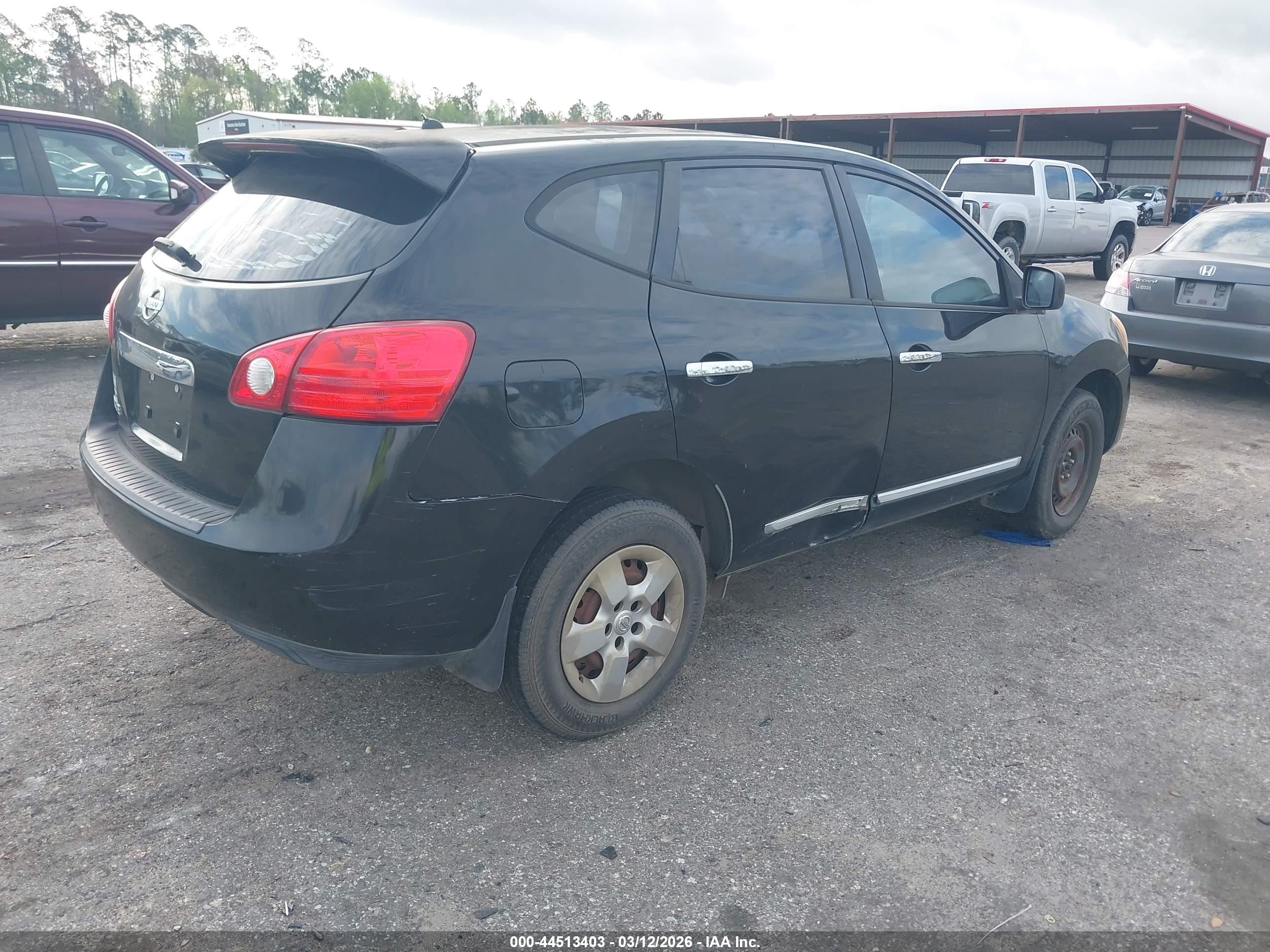 NISSAN ROGUE image 4