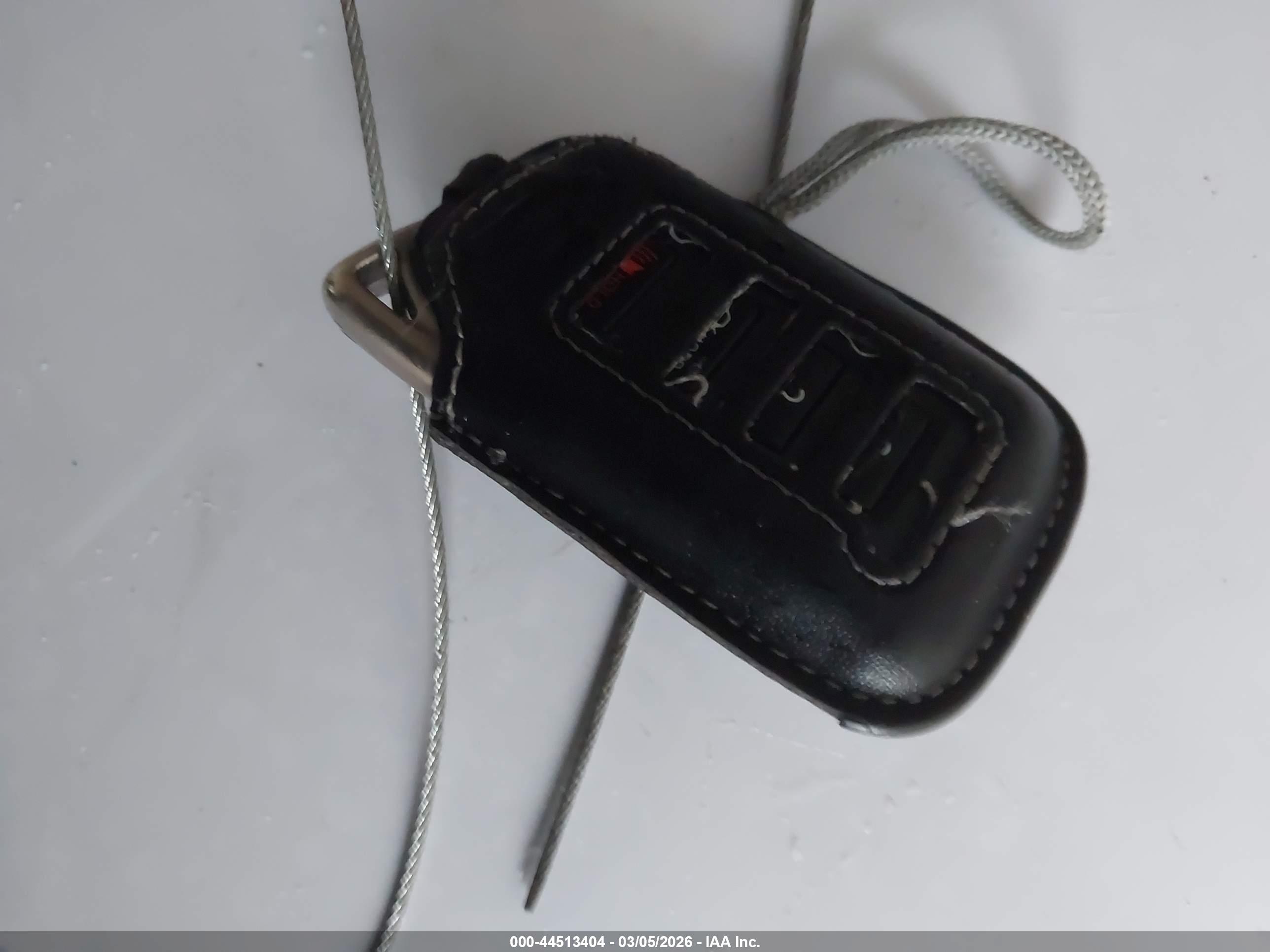 LEXUS ES image 11