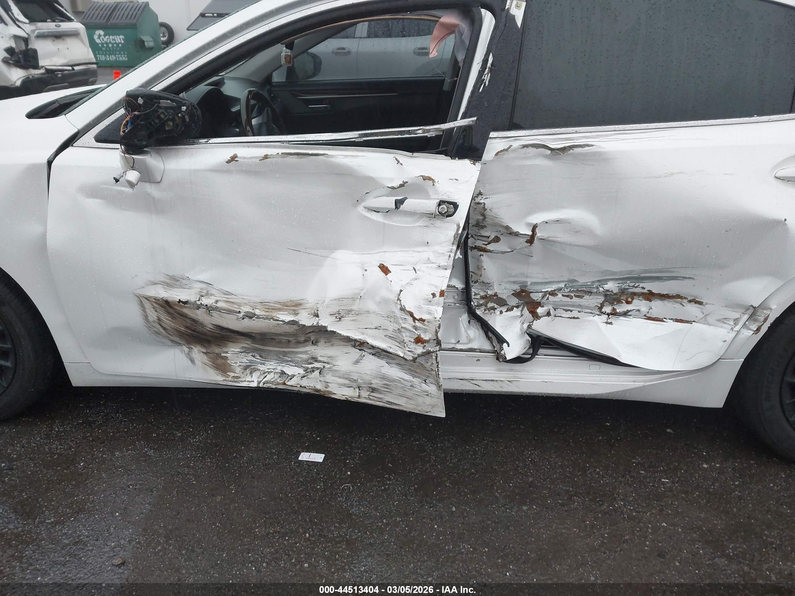 LEXUS ES image 6