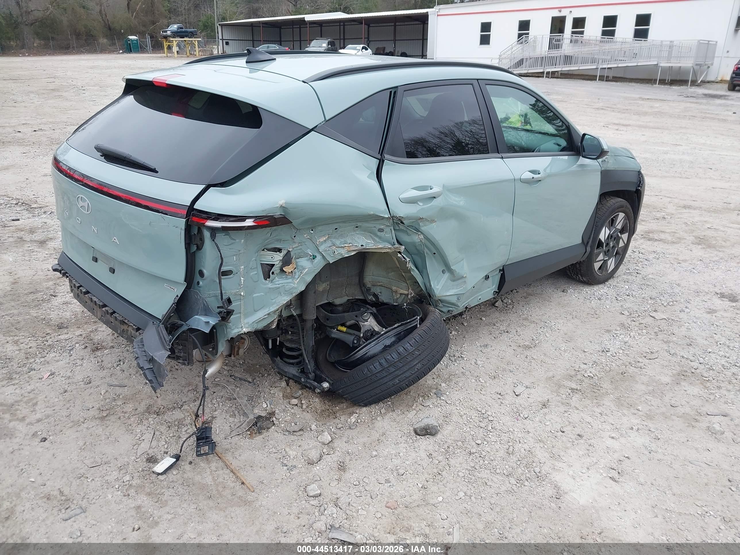 HYUNDAI KONA image 4
