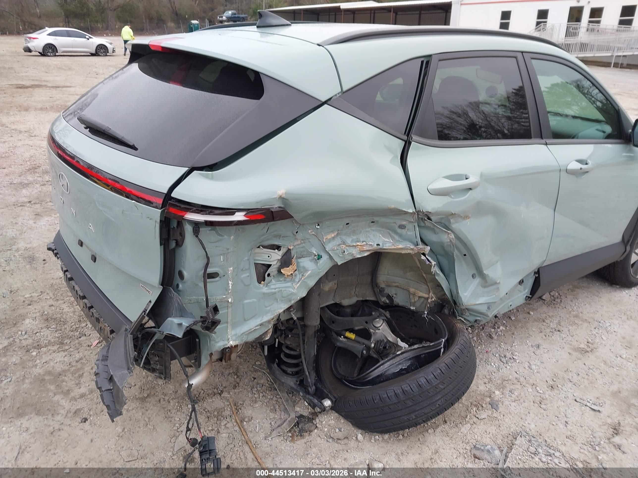 HYUNDAI KONA image 6