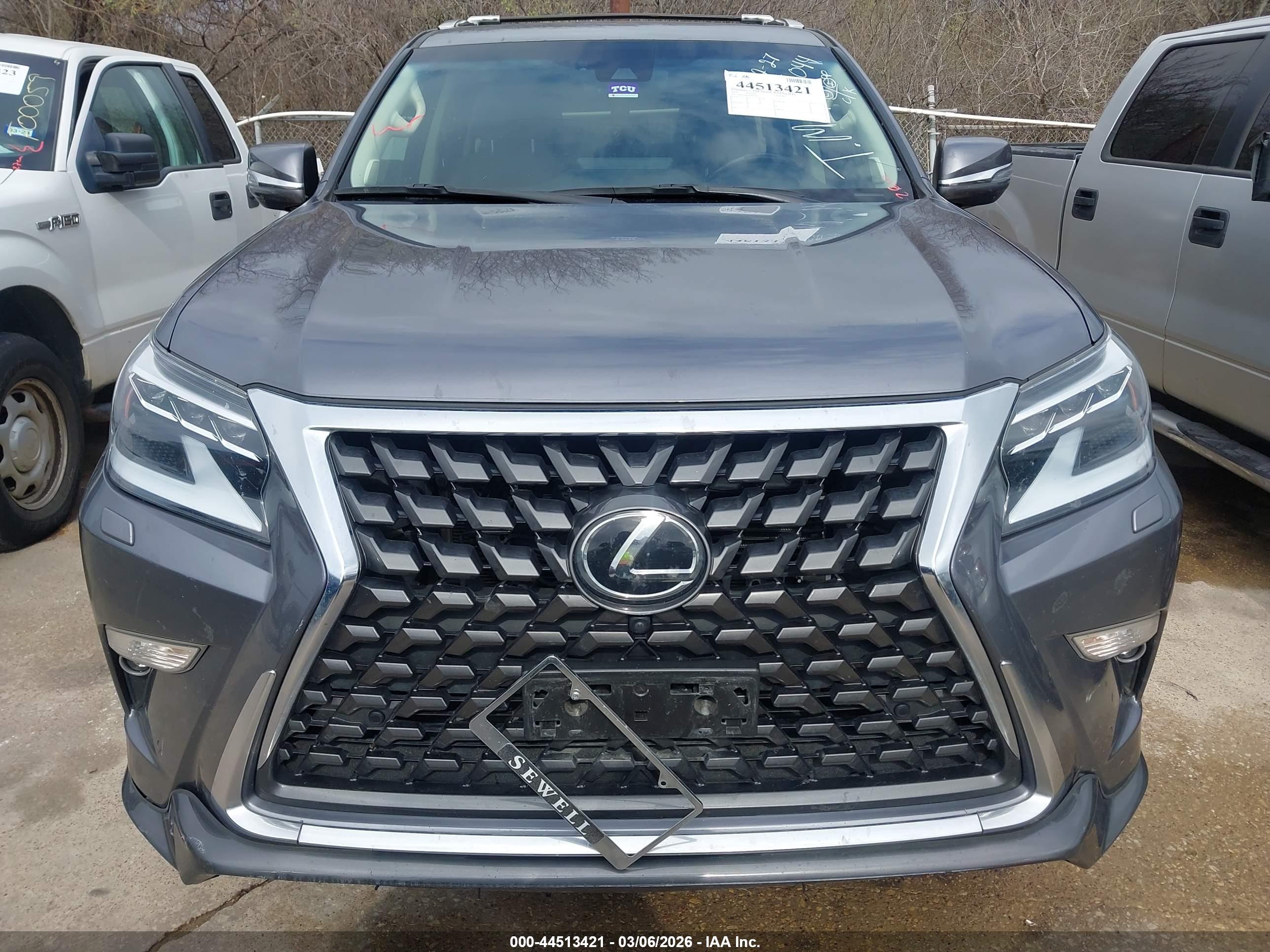 LEXUS GX image 6