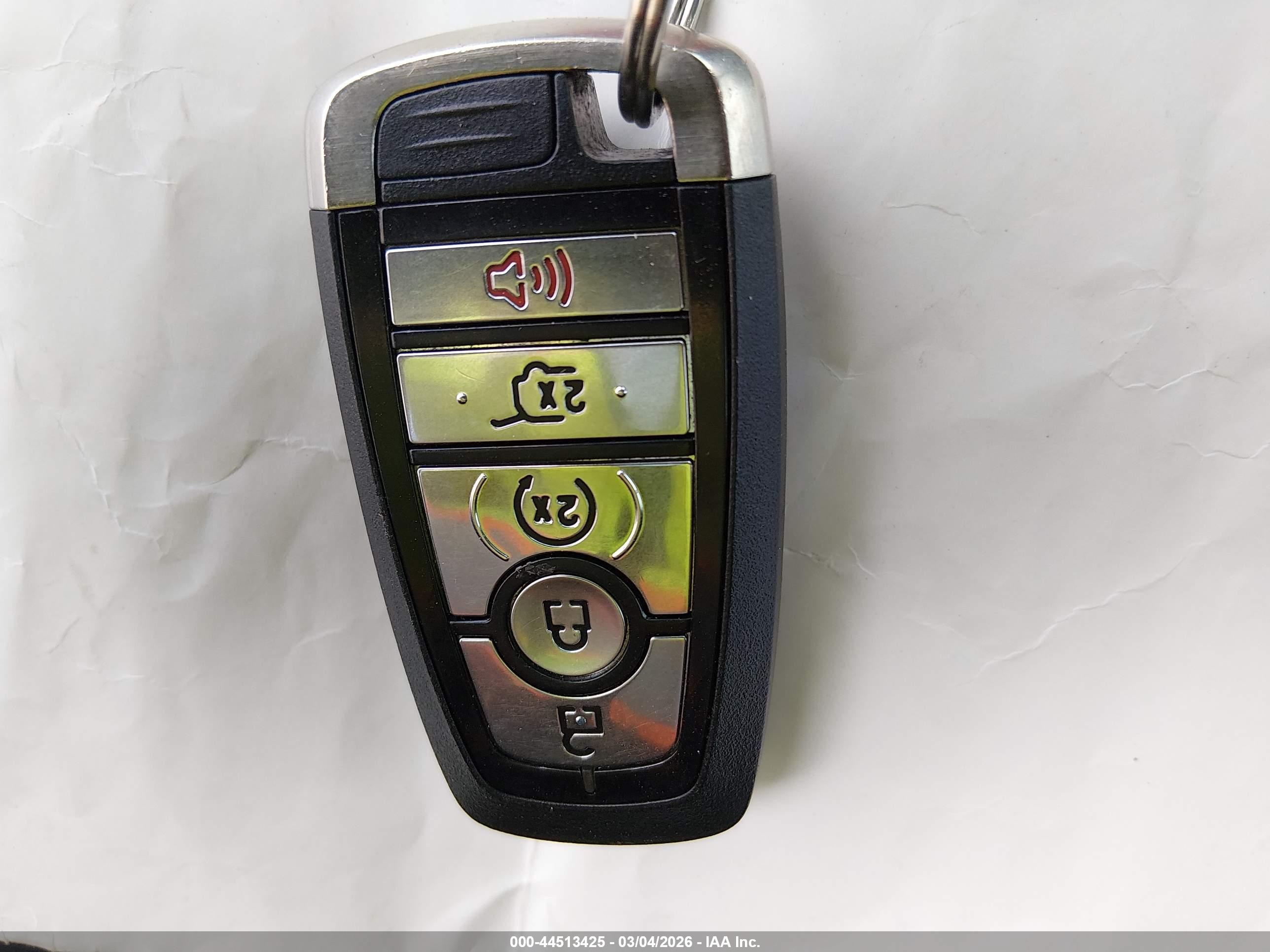 FORD EXPLORER image 11