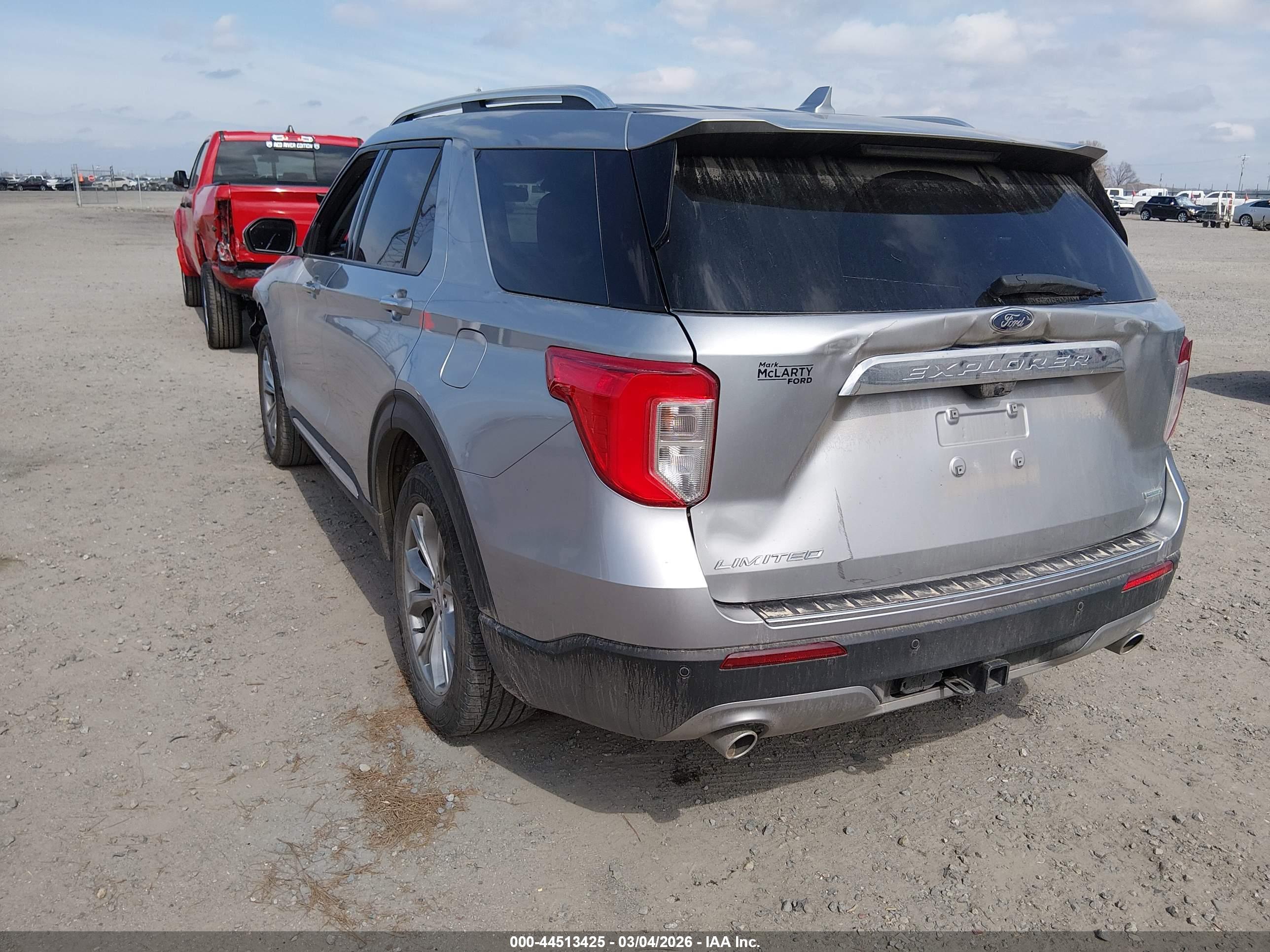 FORD EXPLORER image 3