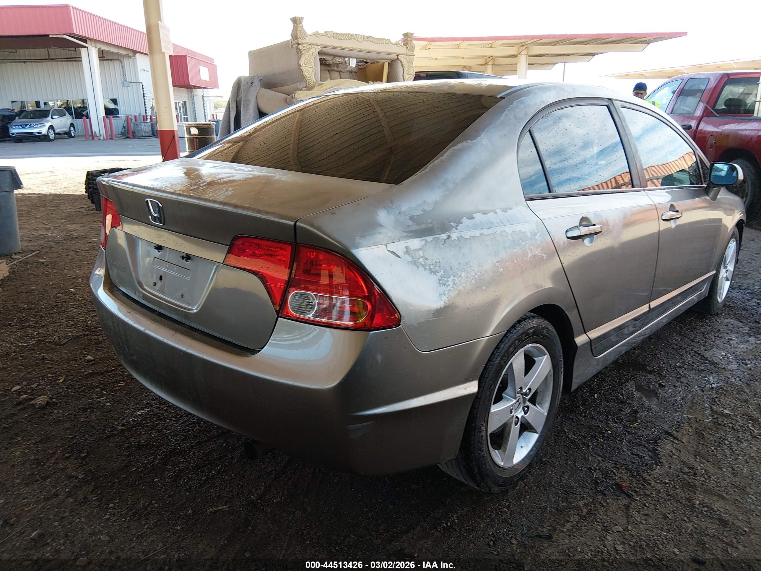 HONDA CIVIC image 4