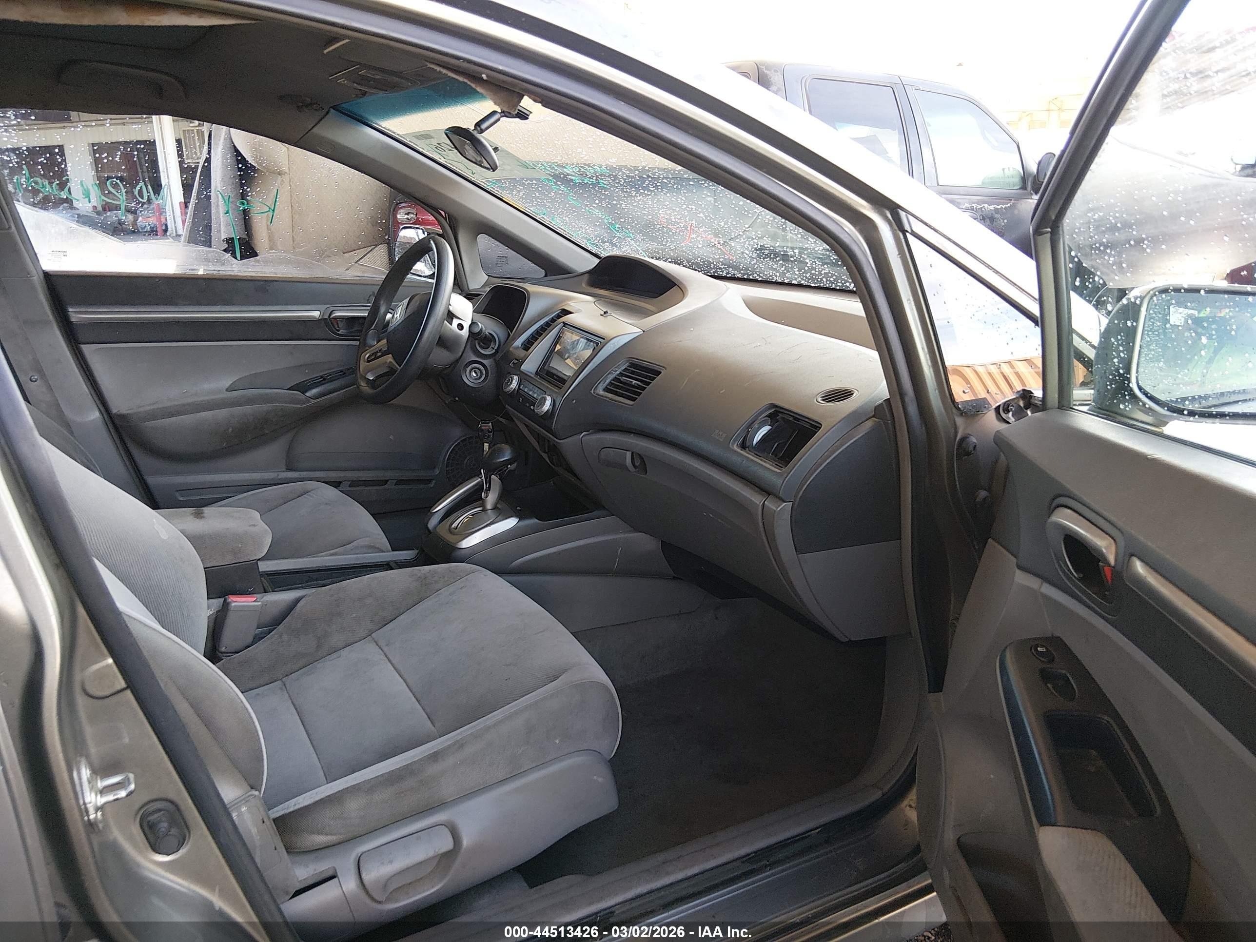 HONDA CIVIC image 5