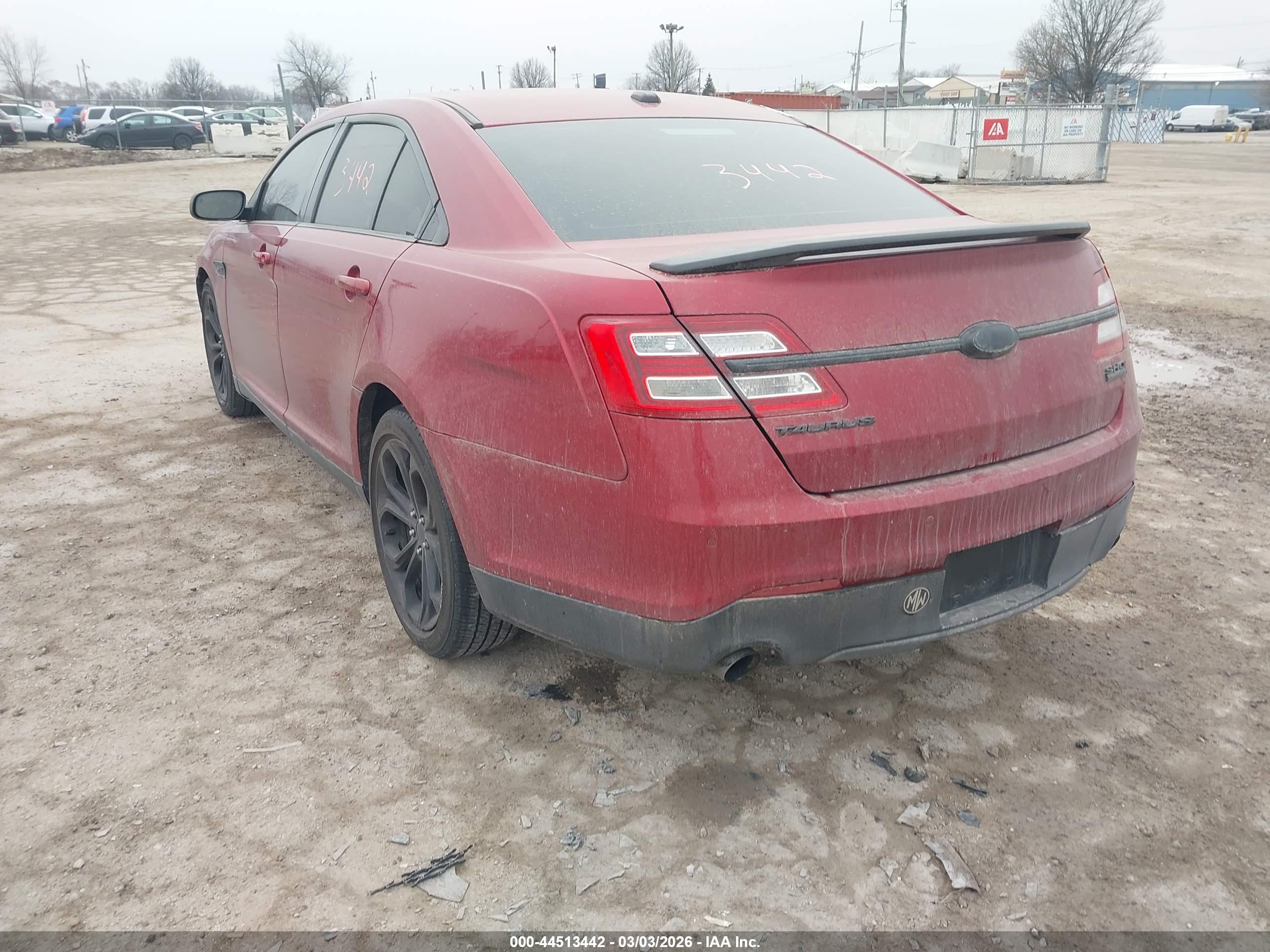 FORD TAURUS image 3