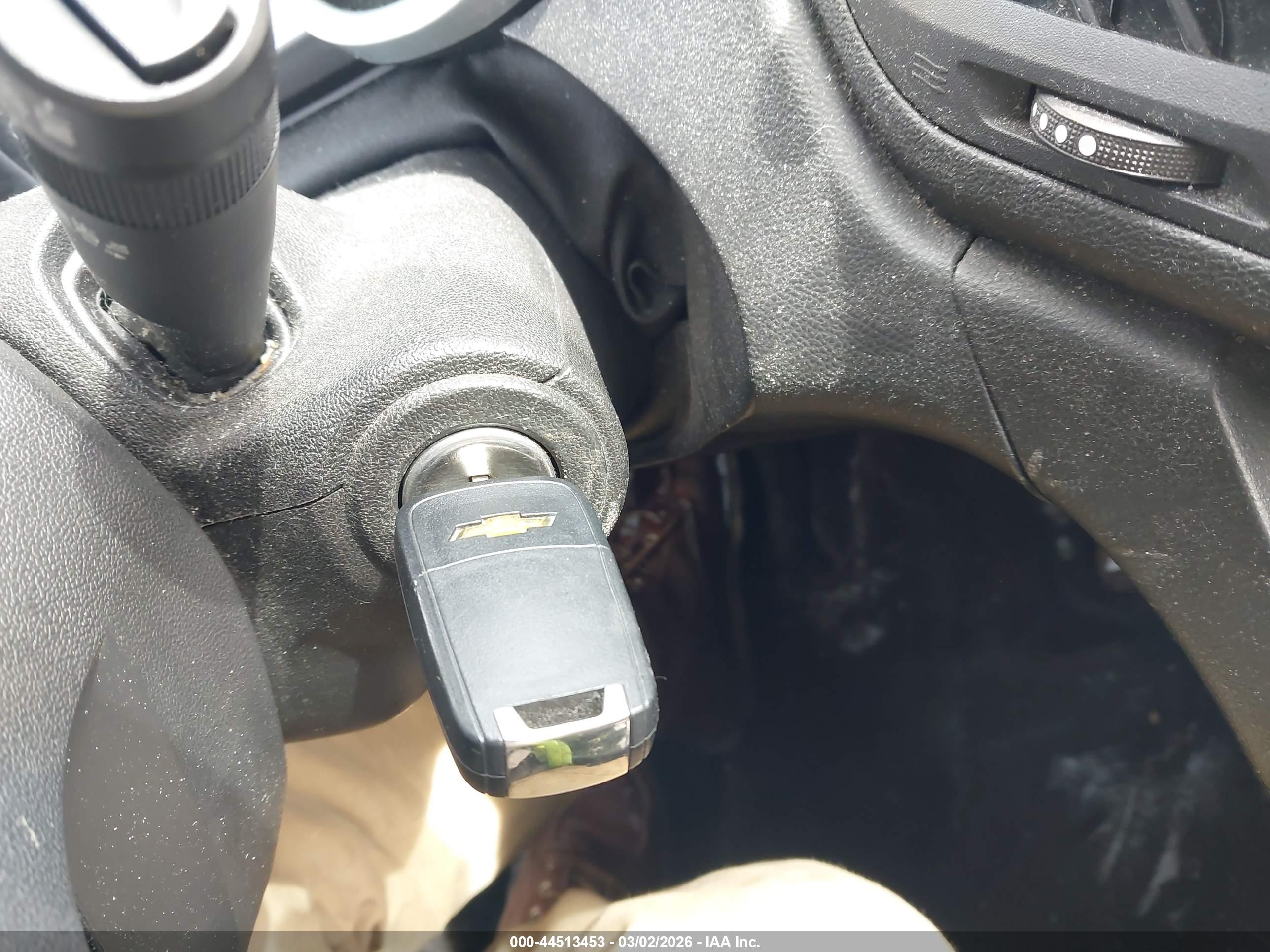 CHEVROLET EQUINOX image 11