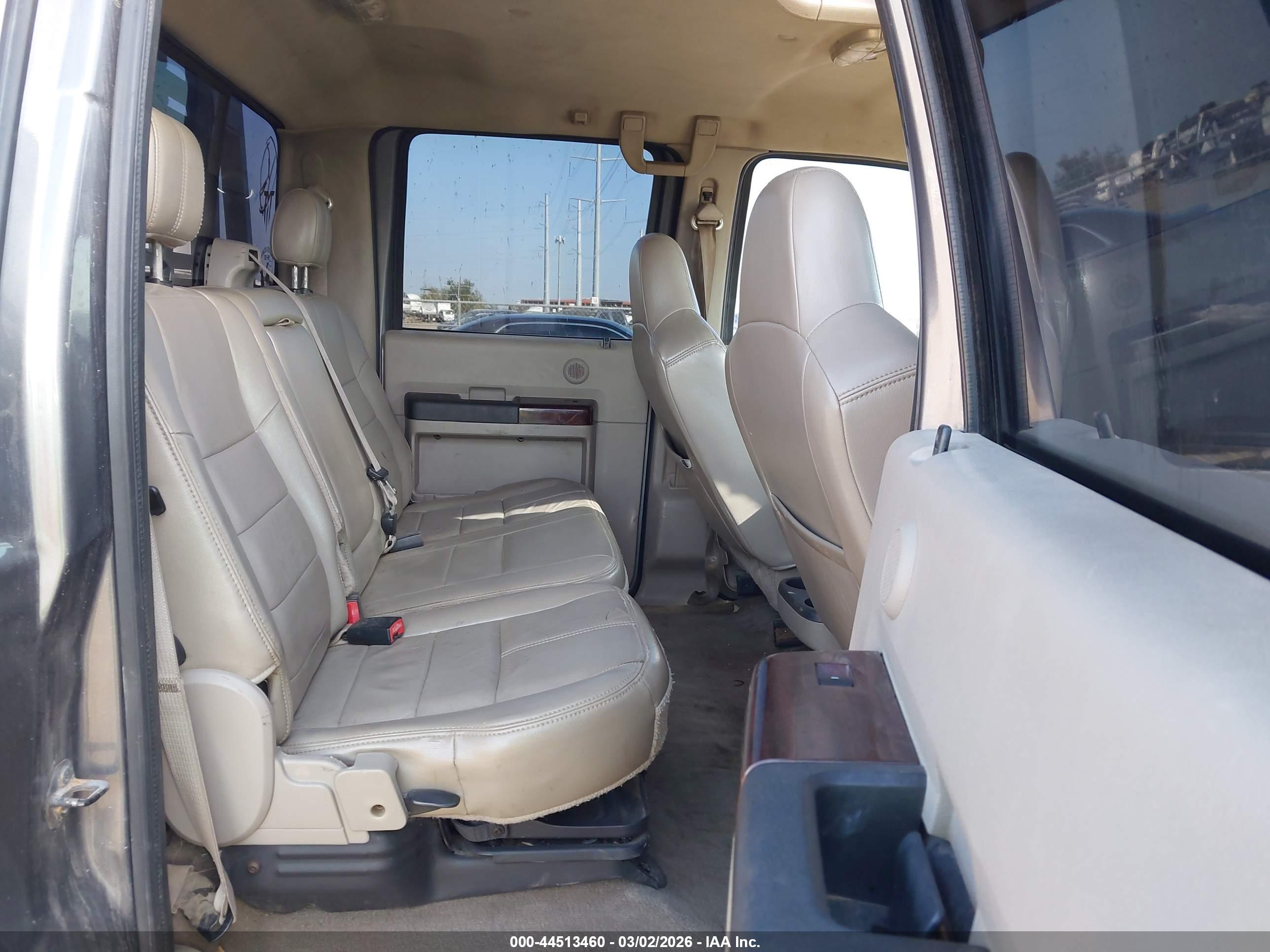 FORD F-250 image 8