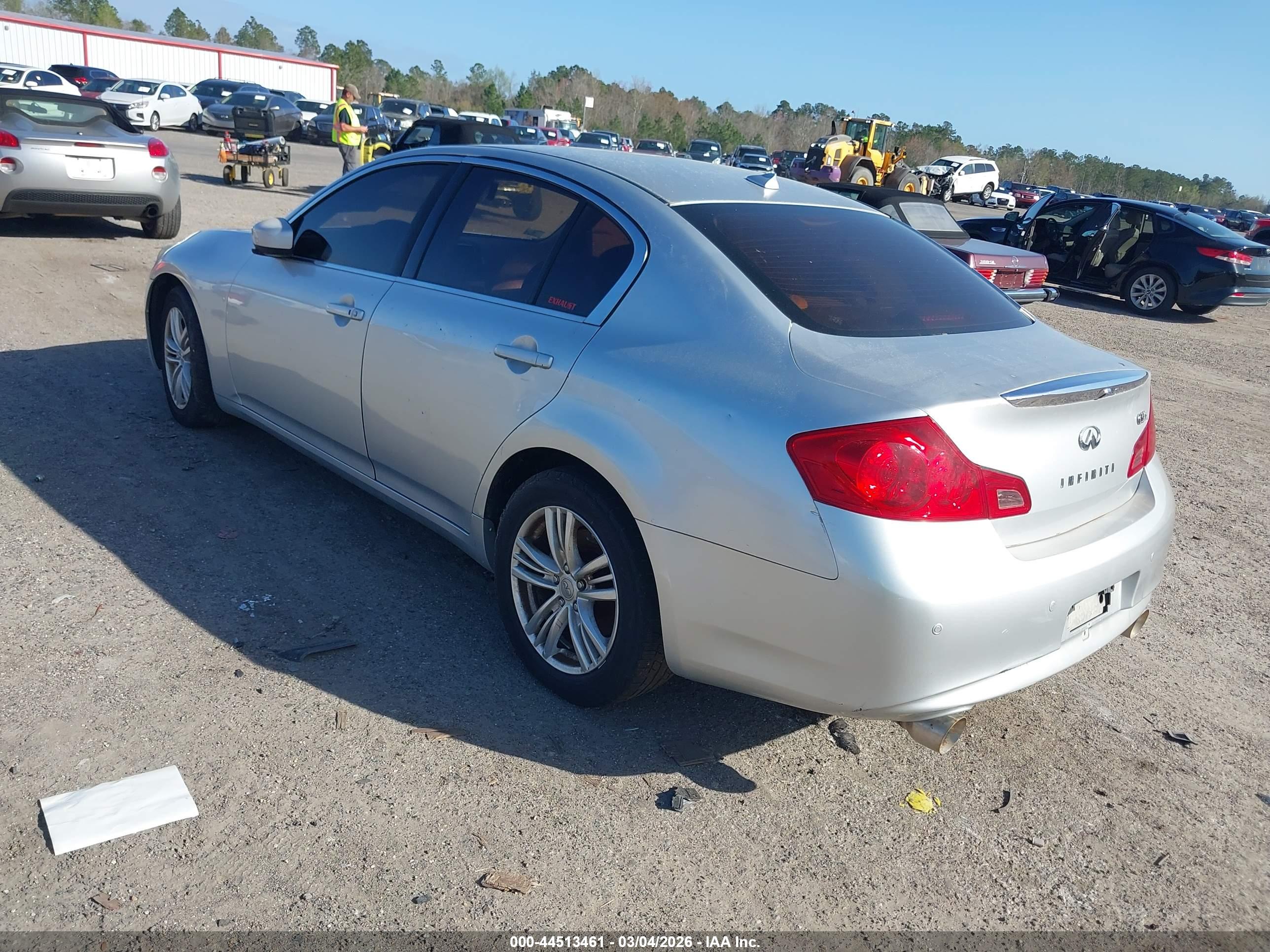 INFINITI G37X image 3