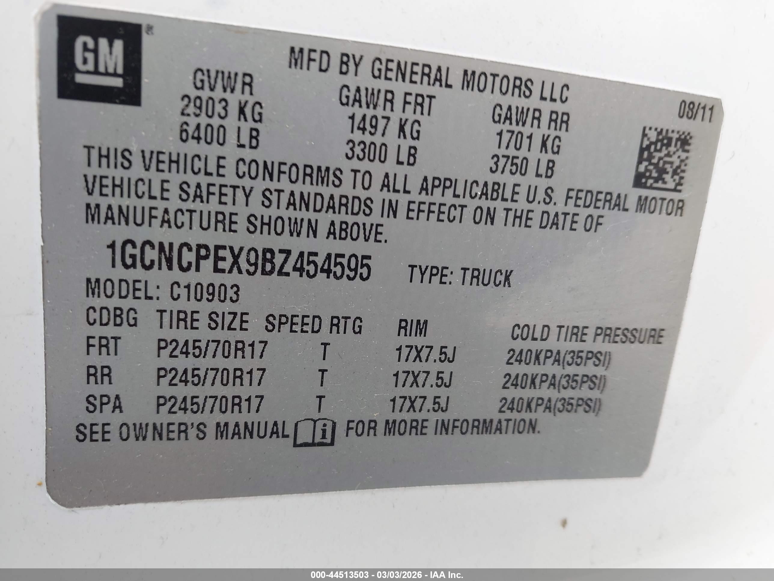 CHEVROLET SILVERADO image 9