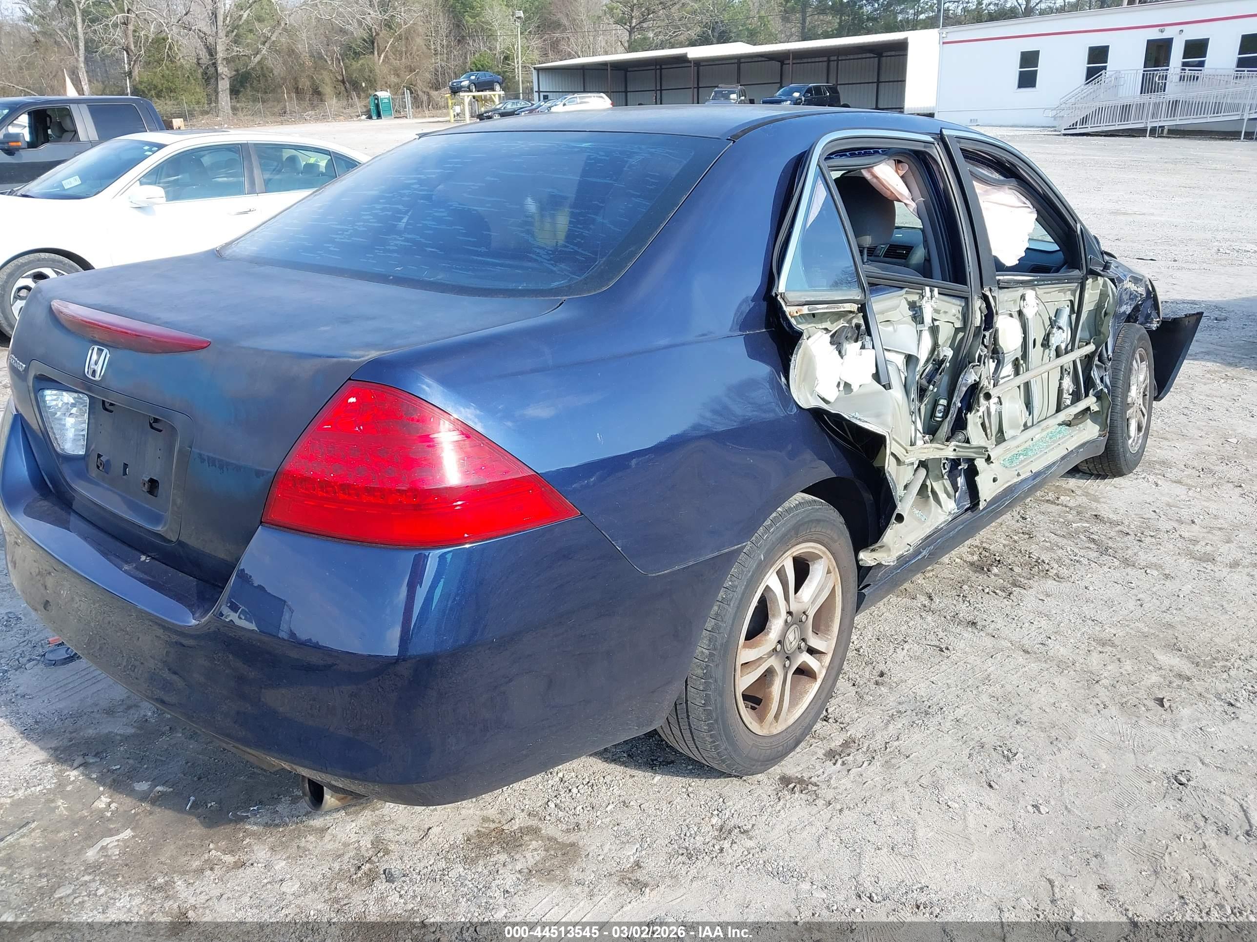 HONDA ACCORD image 4