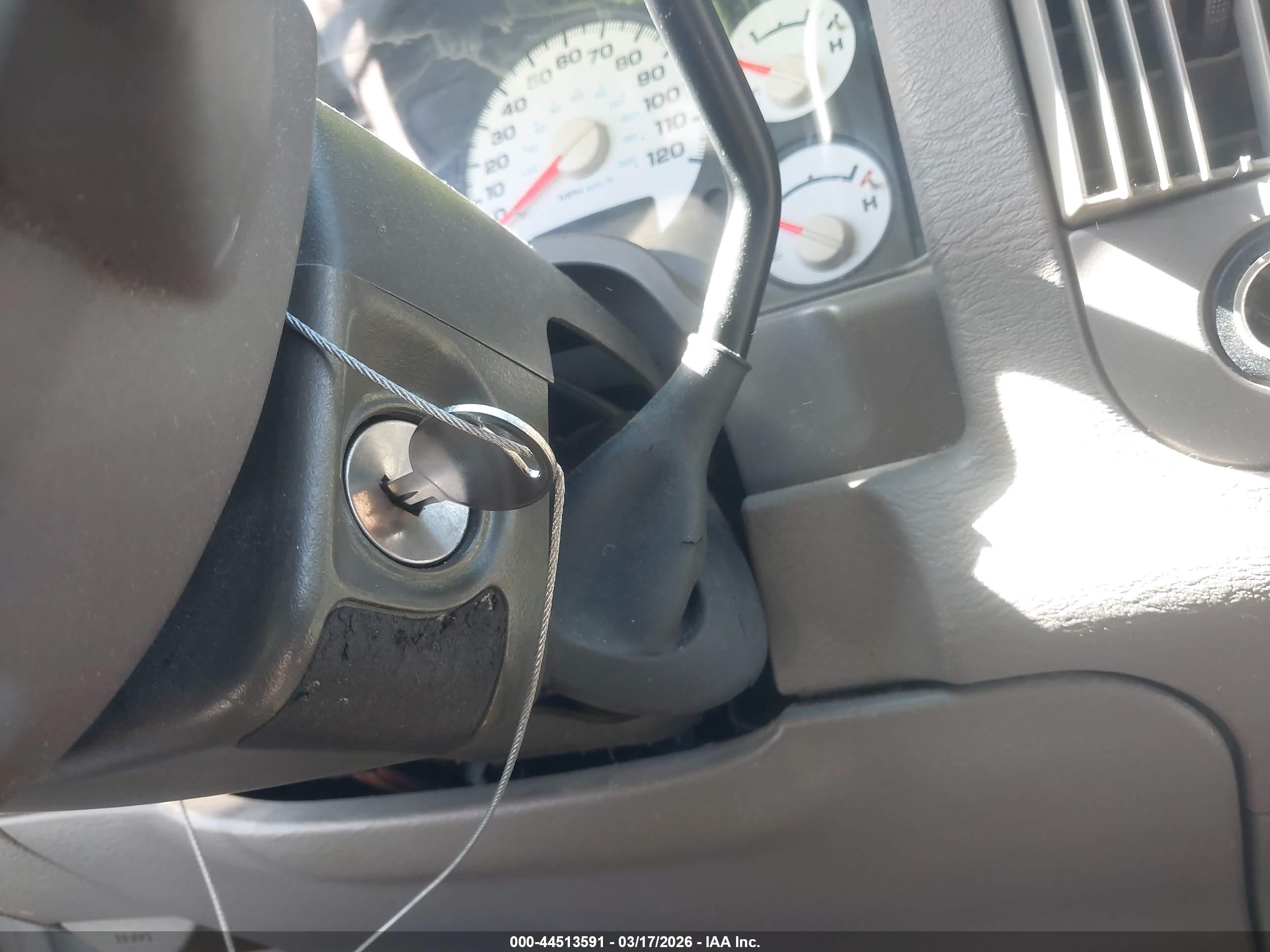 DODGE RAM image 11