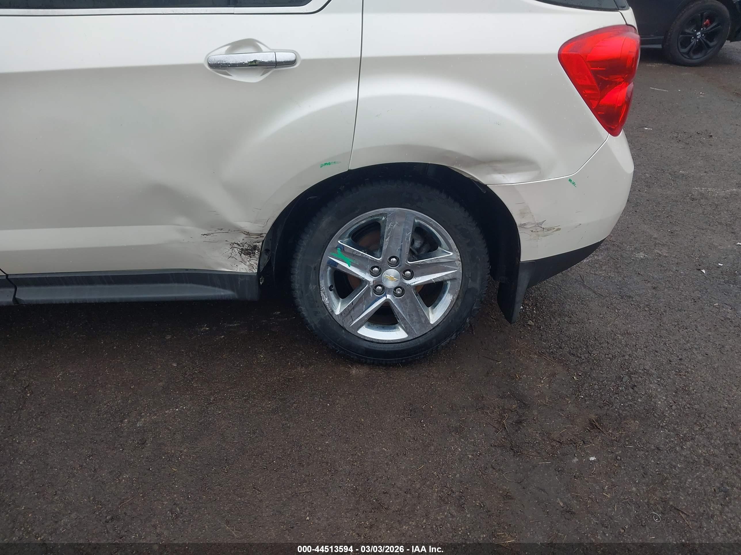 CHEVROLET EQUINOX image 6